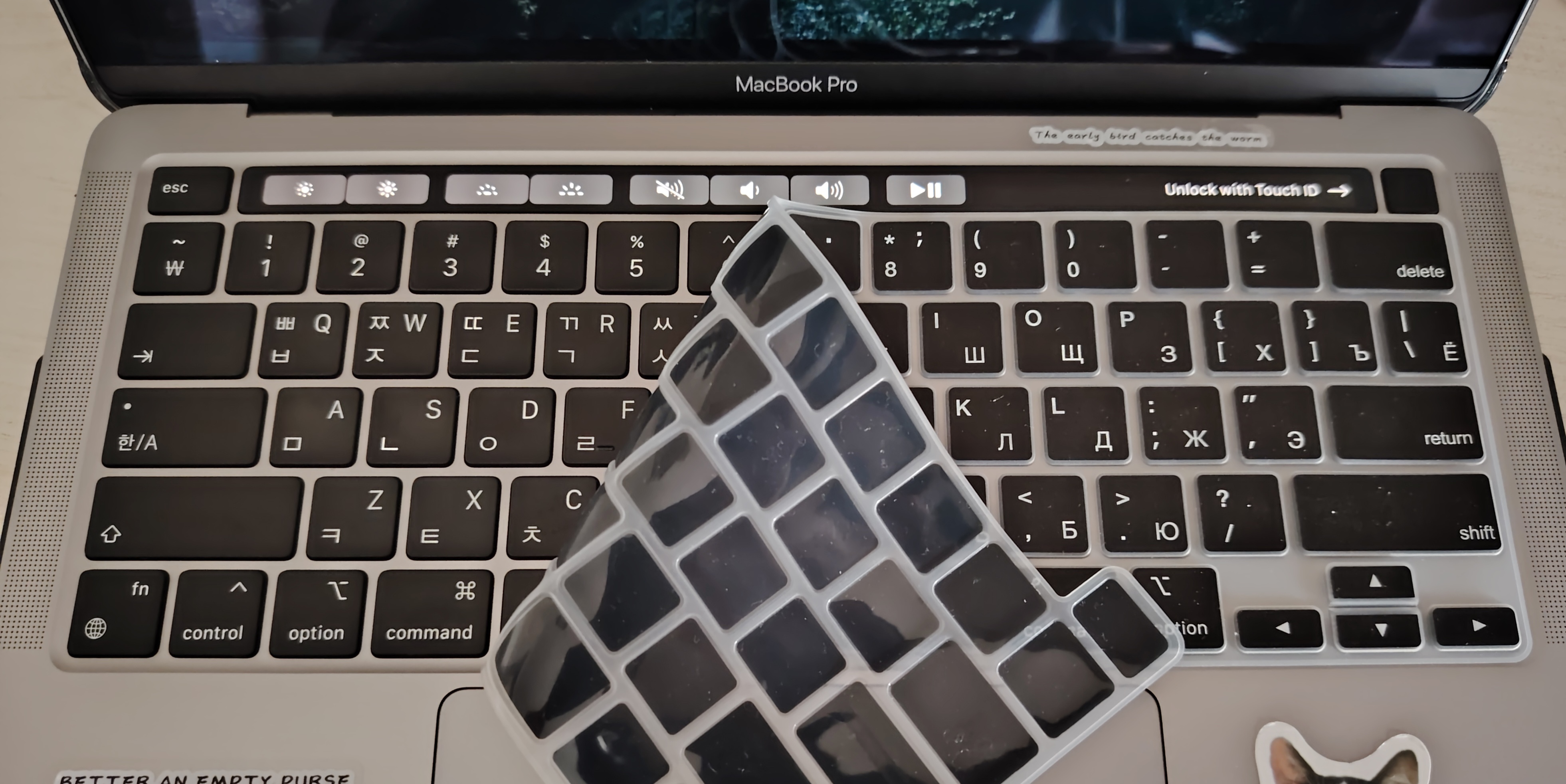 Чехол для клавиатуры MacBook Pro 14/16/ Air 15.3/13.6,Neo,M5, M4, M3, M2, M1, Max, Rus/Eng