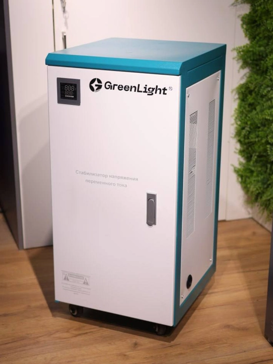 GreenLight 40 kVA servo boshqariladigan kuchlanish stabilizatori - 