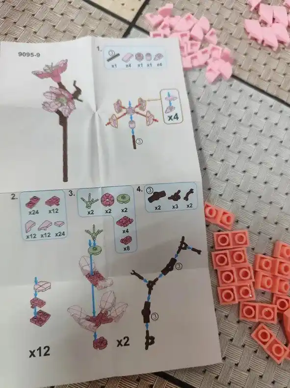 Gullar 3D konstruktori, qiz bolaga sovg'a rivojlanuvchi o'yinchoq