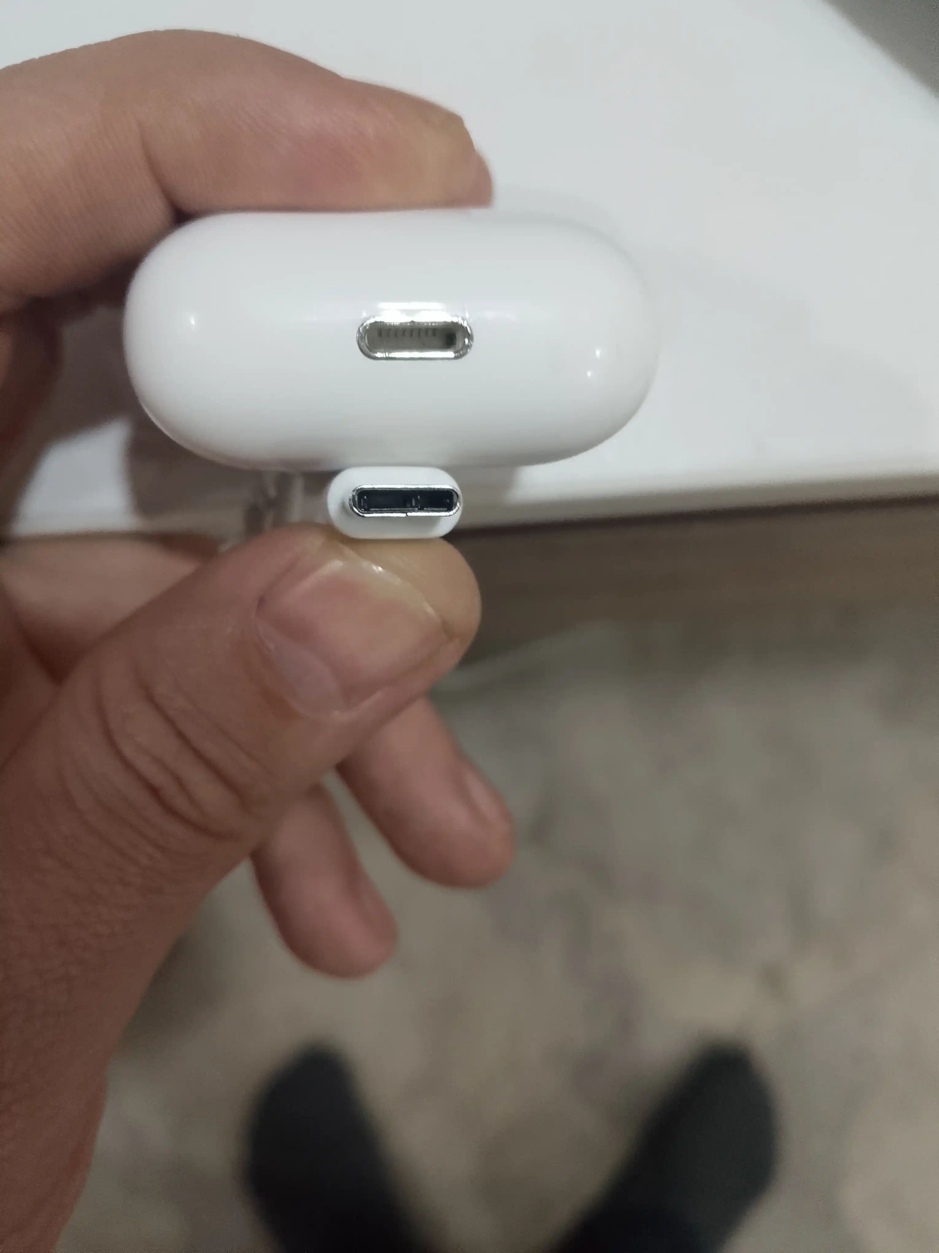 Simsiz quloqchinlar Pods Pro 4, sensorli