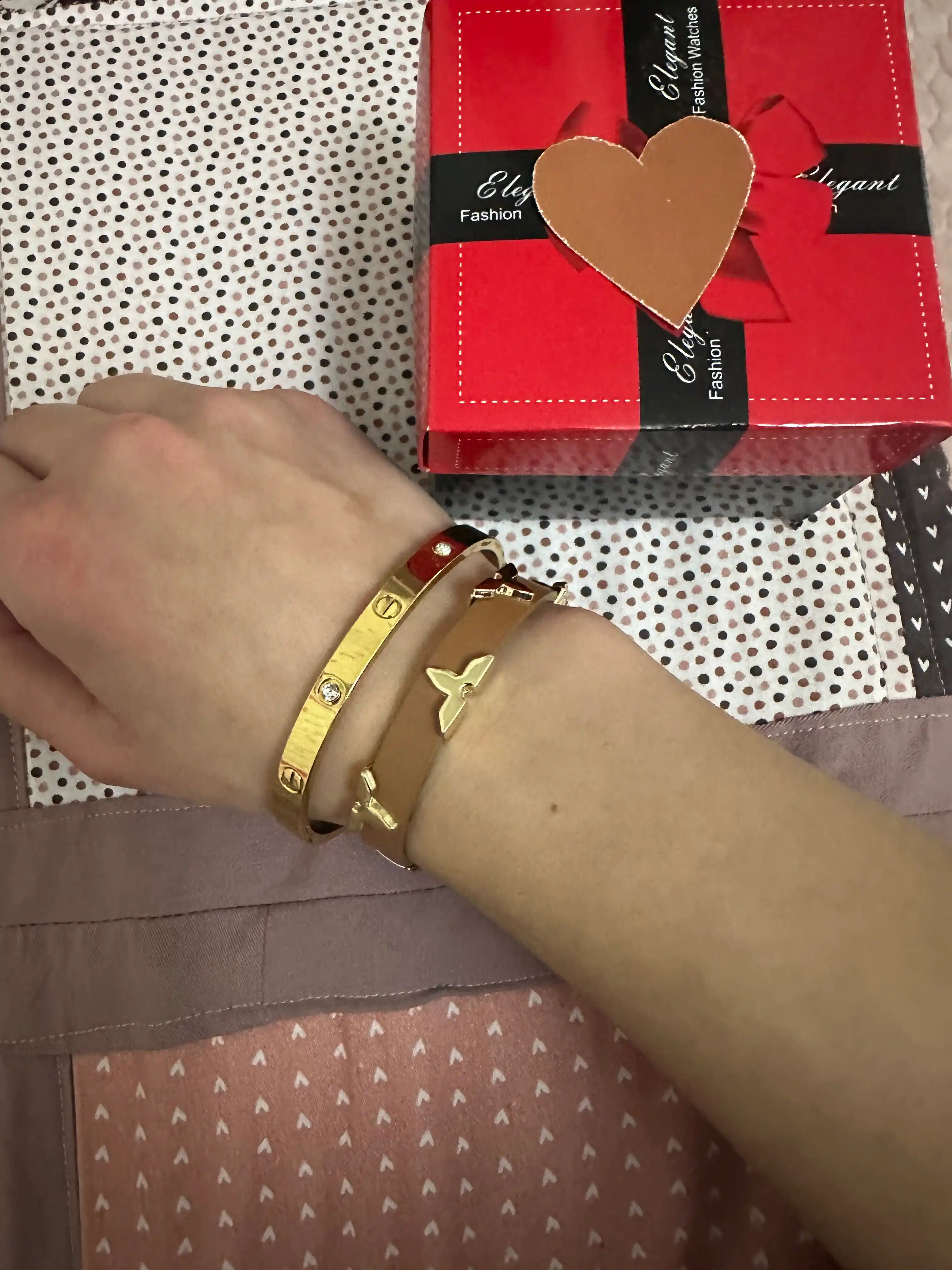 Браслет Cartier с ремешком, комплект из двух, стильный и прочный