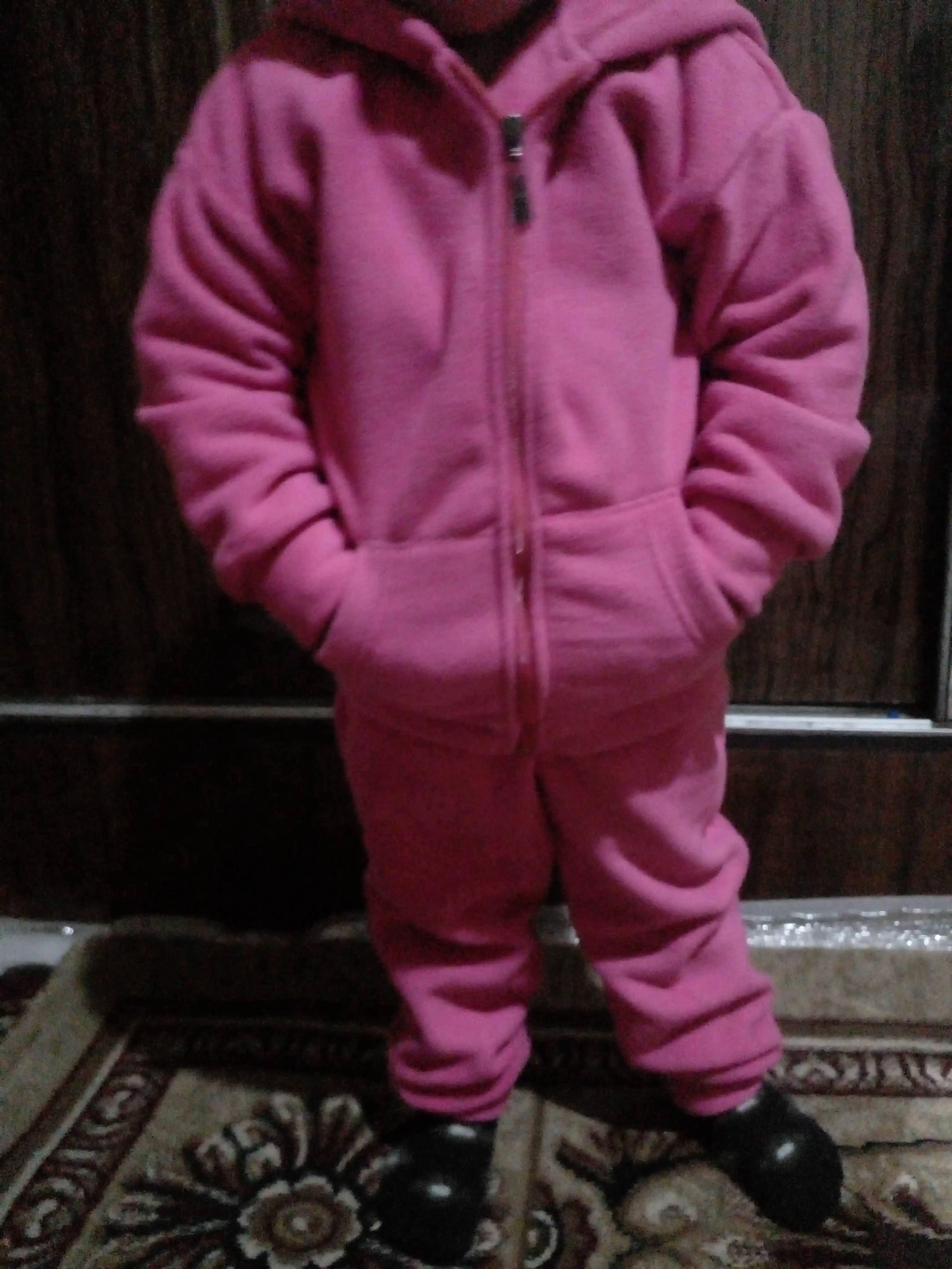 Qizlar uchun kiyimlar to‘plami