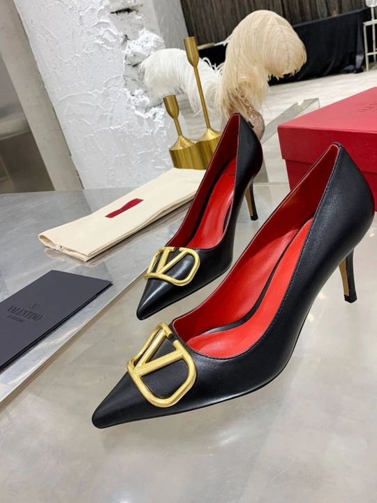Ayollar nafis klassik VALENTINO tufli charm kabluk, 6 sm Turkiya mahsuloti razmerga razmer