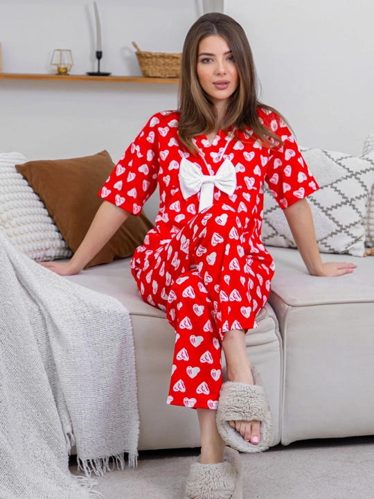 Женская пижама с сердечками и бантом – домашний костюм L–XL