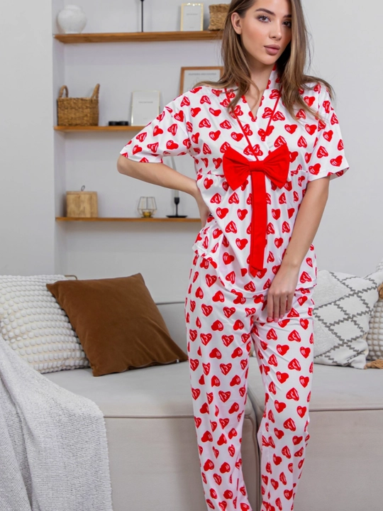 Женская пижама с сердечками и бантом – домашний костюм L–XL