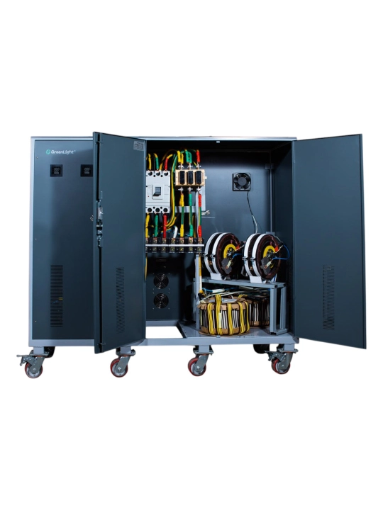 GreenLight kuchlanish stabilizatori, uch fazali 380 V, servoprivodli, 180–600 kVA