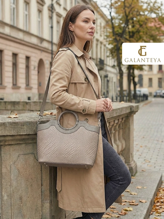 Galanteya ayollar tabiiy charm sumkasi