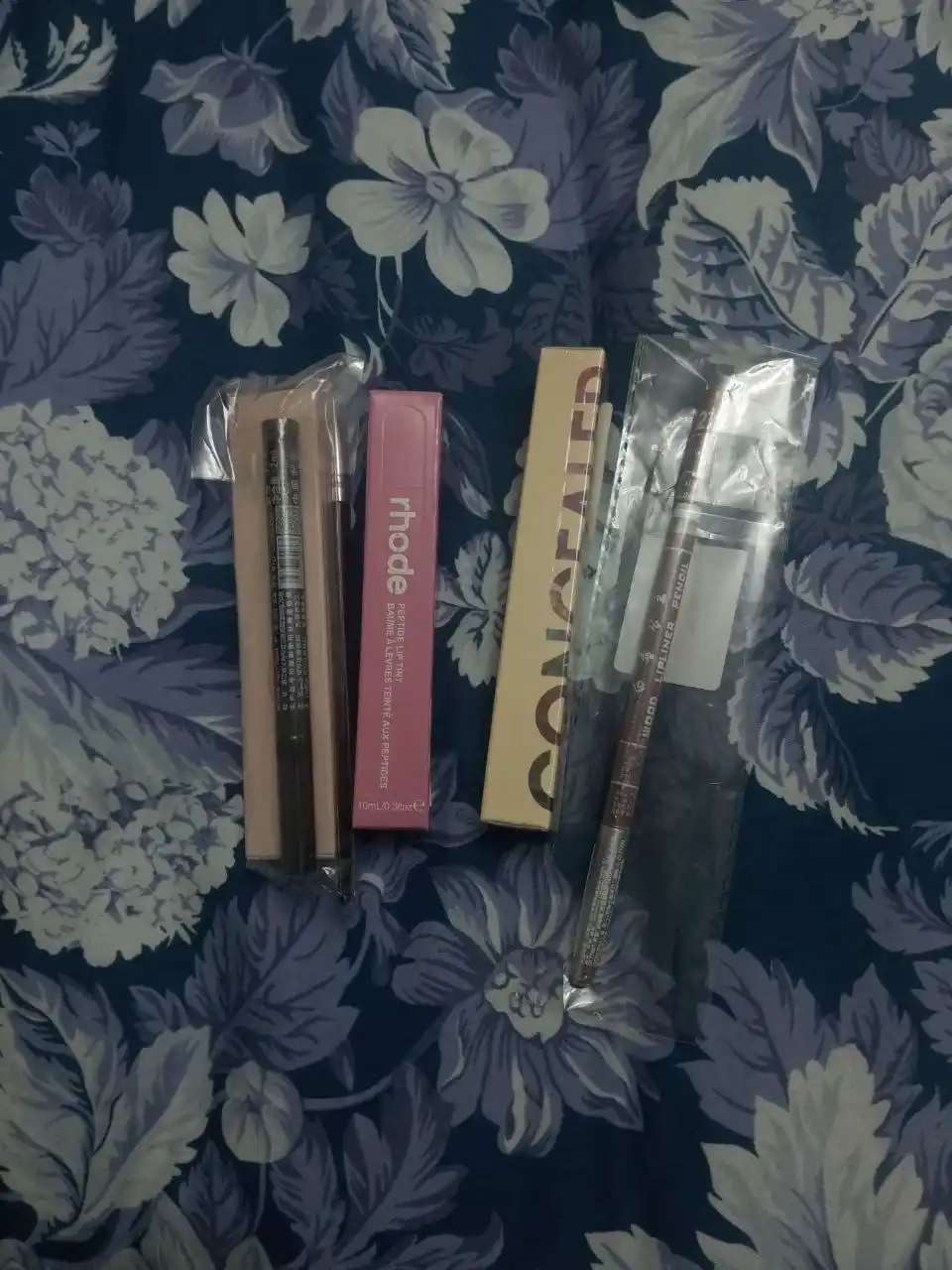 Карандаш для губ косметический 01, 04, 12, 21, 27, 28, контур Anna Rose