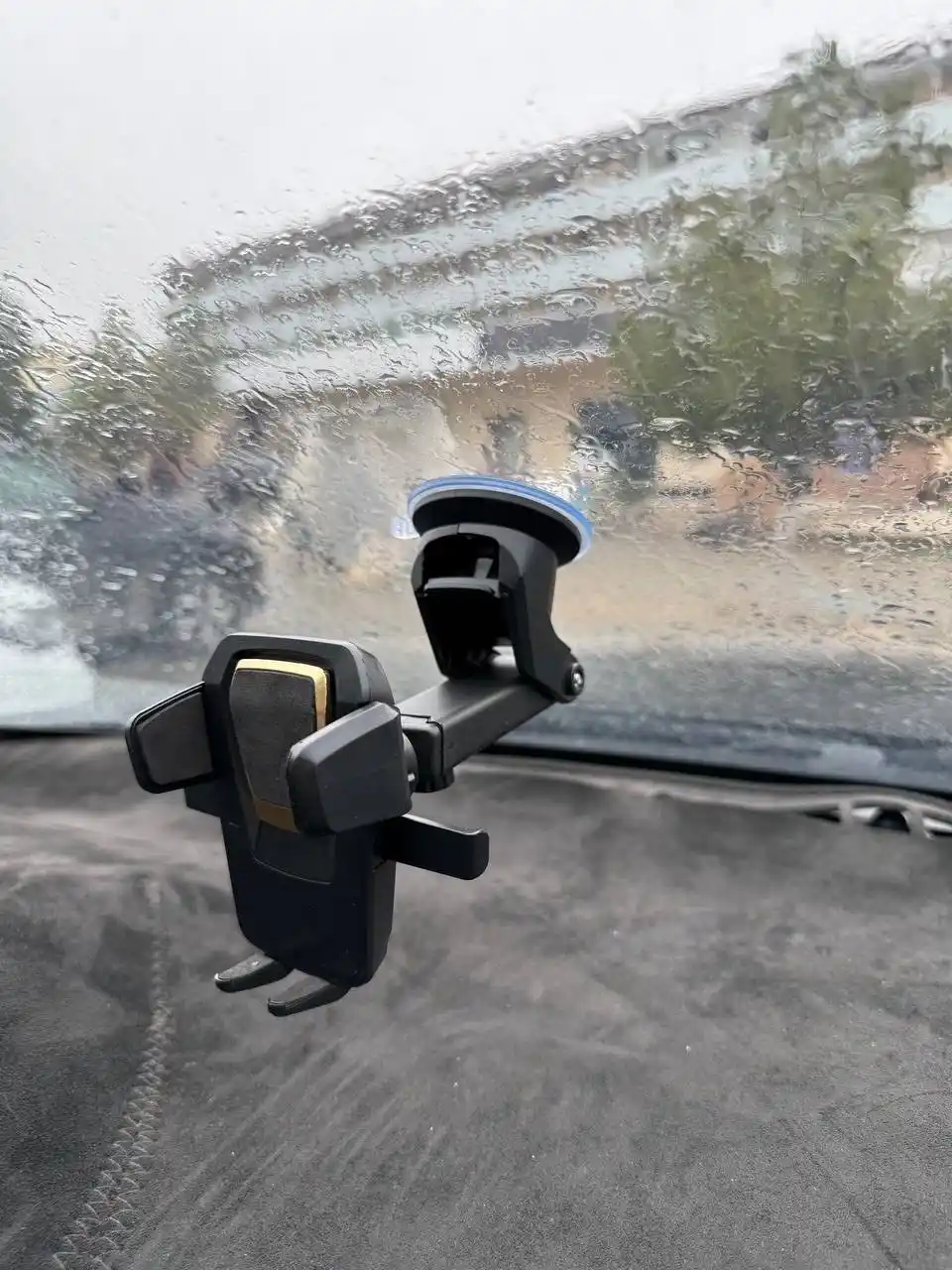 Держатель для телефона в машину на присоске с липучкой, 360 градусов