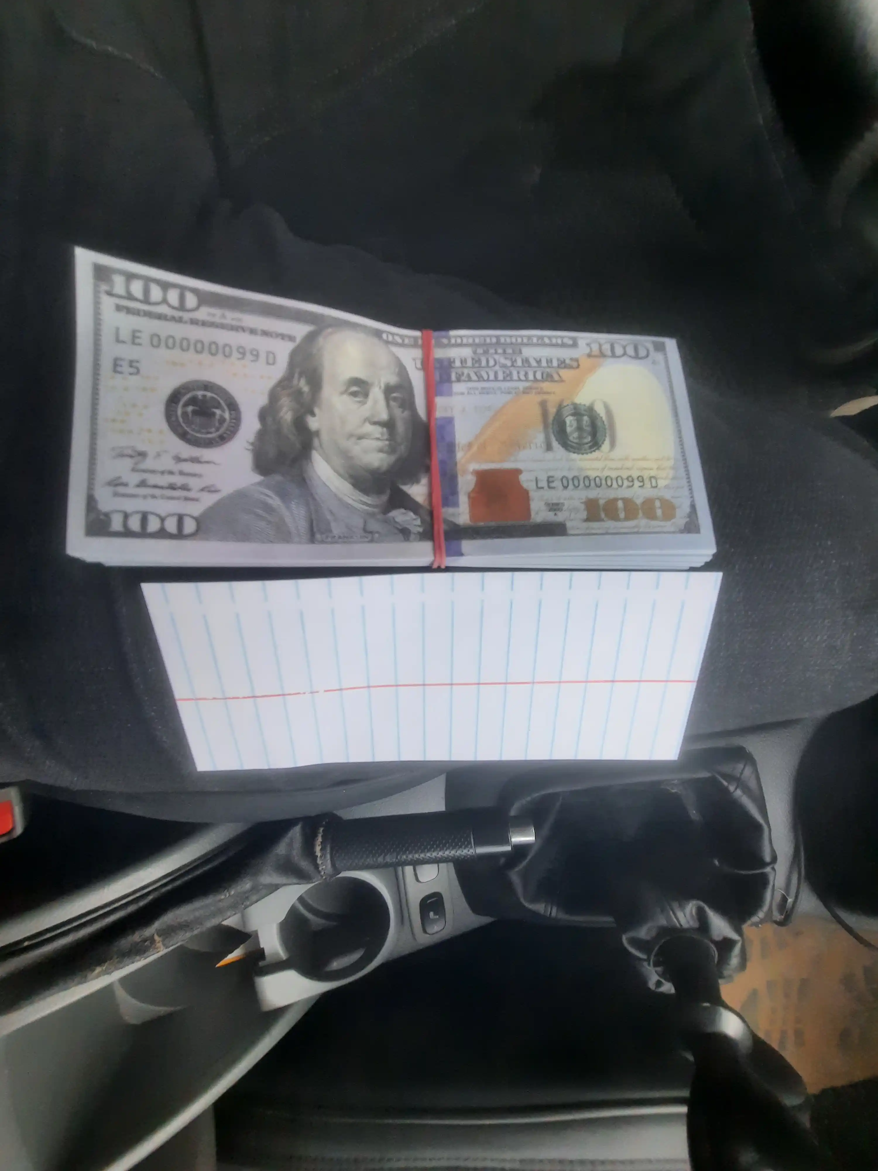 Dollar esdalik sovg'asi, soxta pul