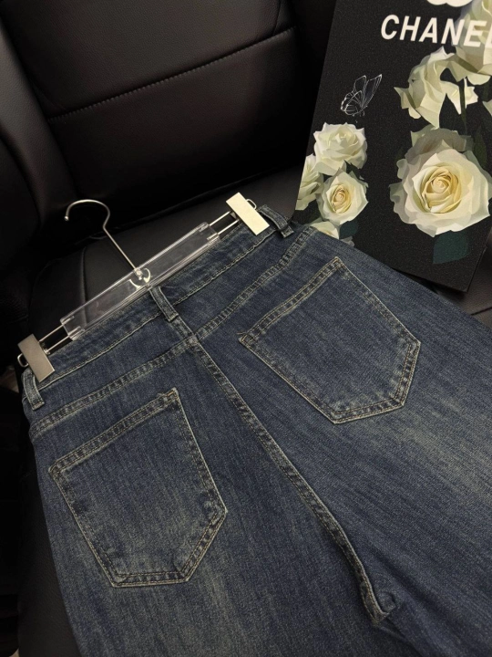 Ayollar va qizlar uchun bahorgi straight fit fasondagi jinsi shim, o'lcham M dan XXL gacha