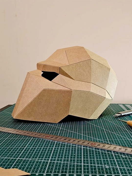 Dekorativ 3D maska Kraft karton