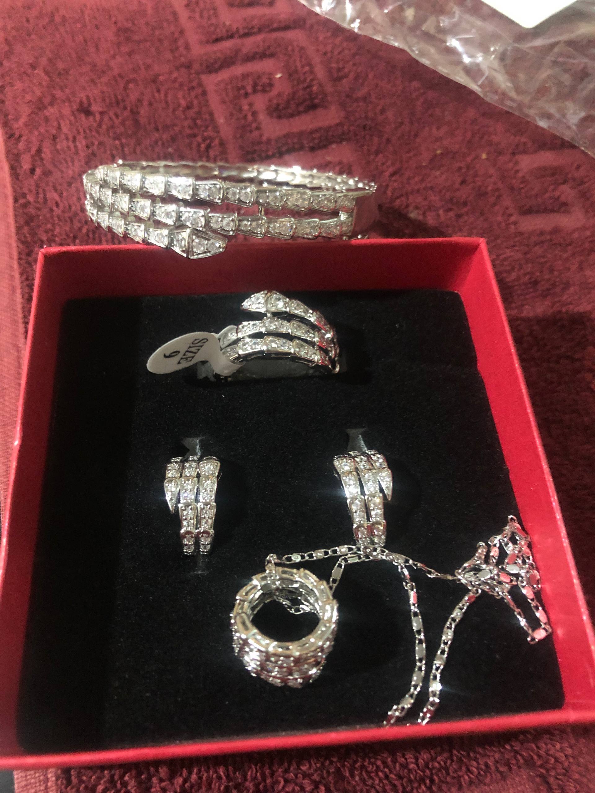 Комплект украшений, серьги, кольцо, браслет, цепочка, Messika Bvlgari, Vancleef