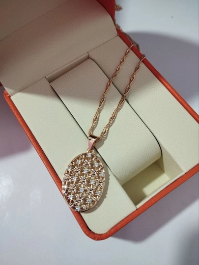 Современное женское колье — идеальный подарок — EMERAD-ZANJIR7-ЗОЛОТ