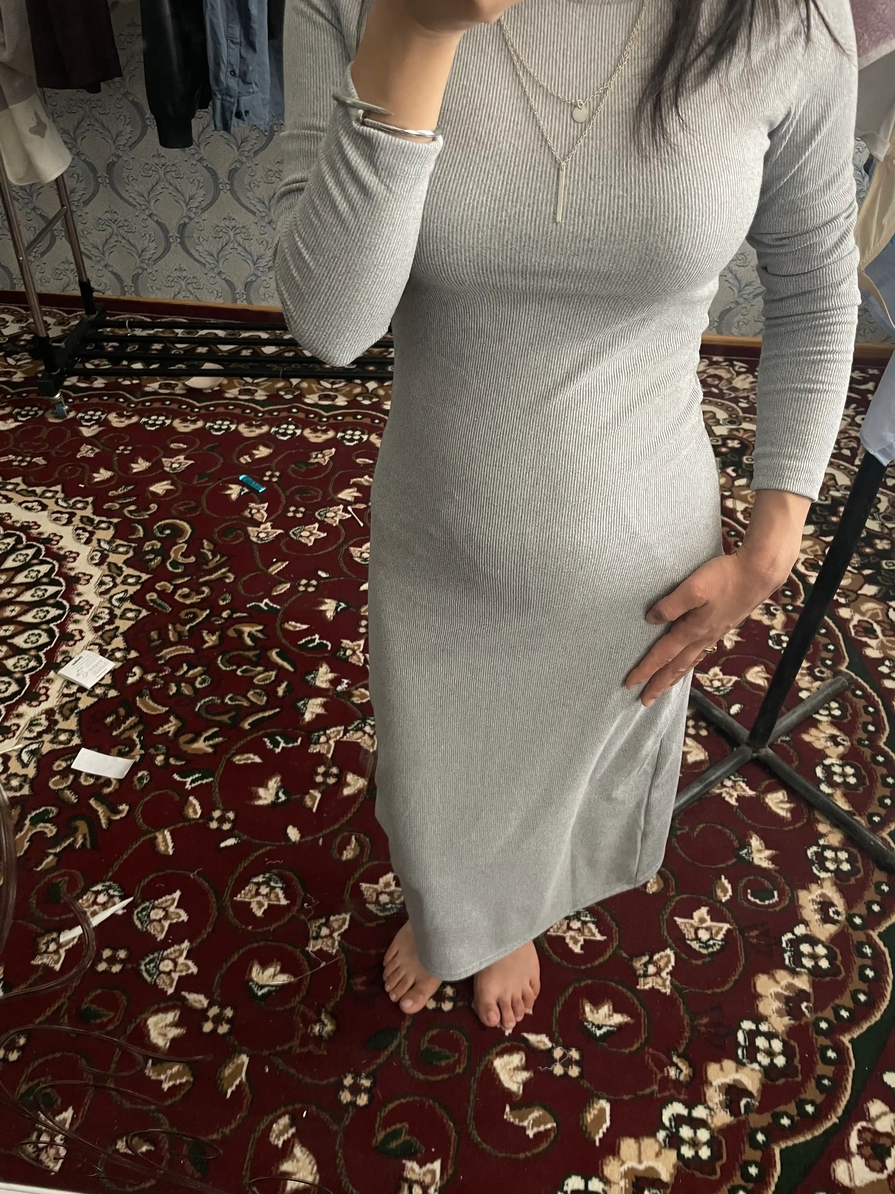 Ayollar trikotaj koylagi, uzun qora ko'ylak, taychka, lapsha, kuz-qish va bahor uchun