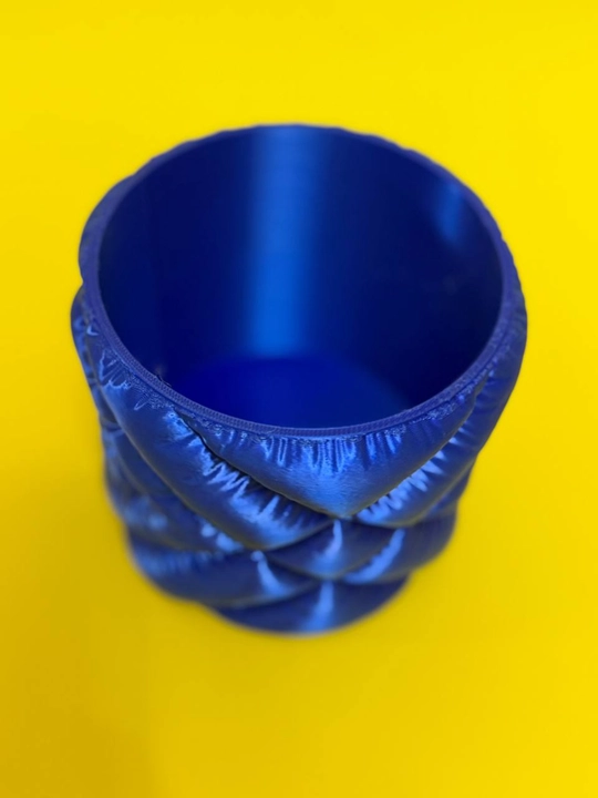 Gullar uchun kashpo