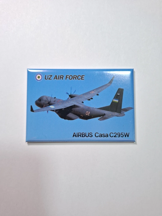 Фото магнит авиасувенир, фото самолёта Airbus Casa C-295W Uz Air Froce, размер 8x5 см - 