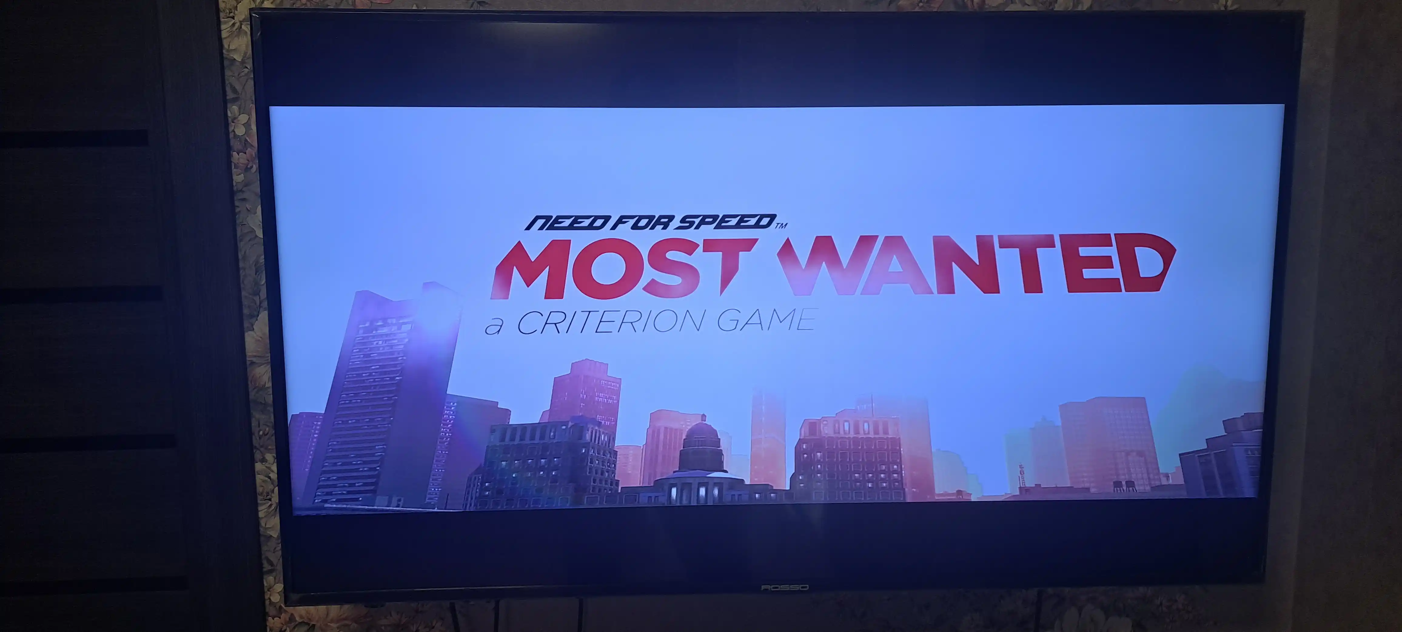 O'yin konsoli Sony Playstation 3 Slim PS3 o'yinlar bilan ,4 ta joystik
