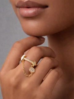 Горчичный