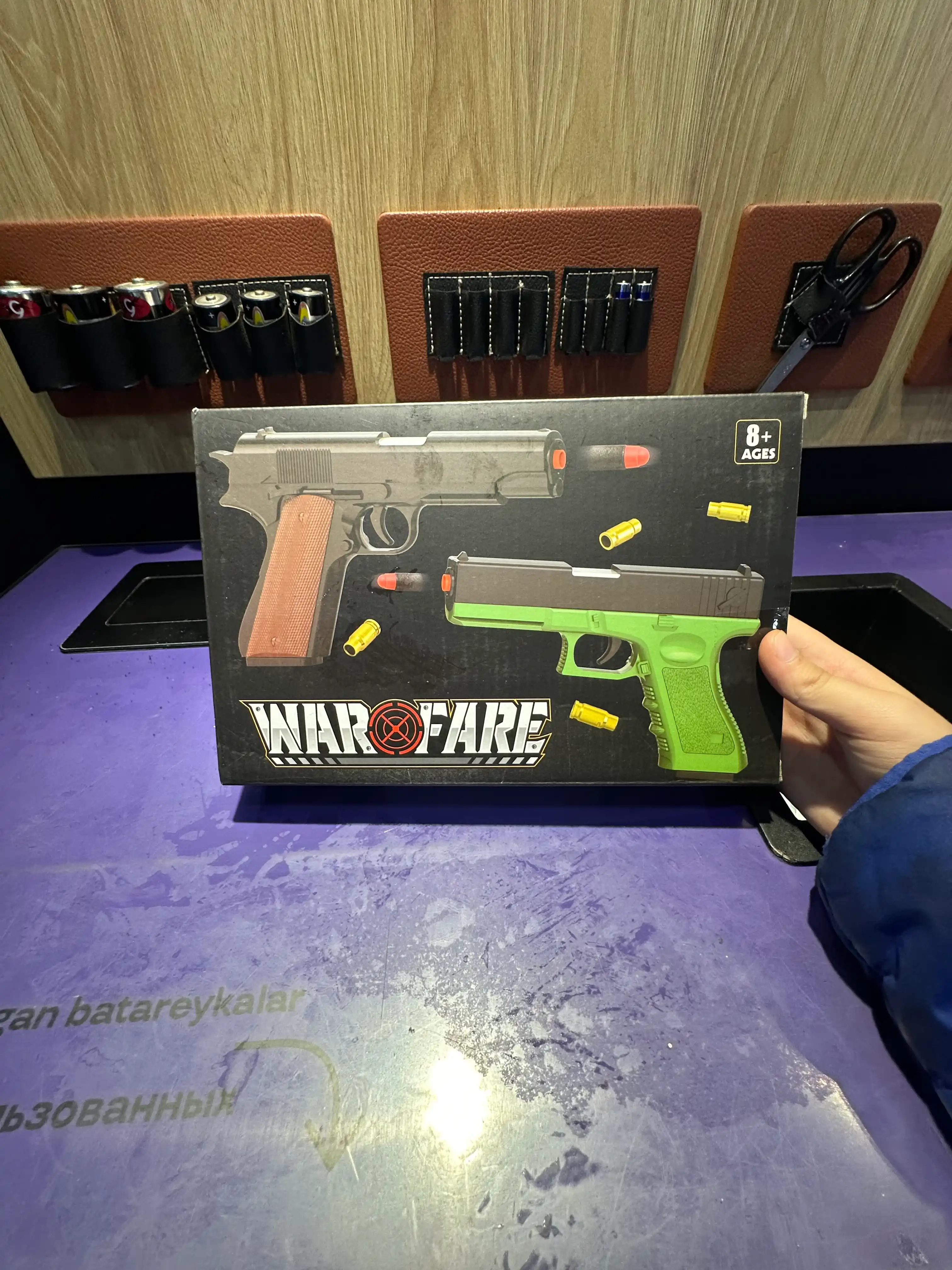 Игрушечный бластер FIDGO с барабанным магазином