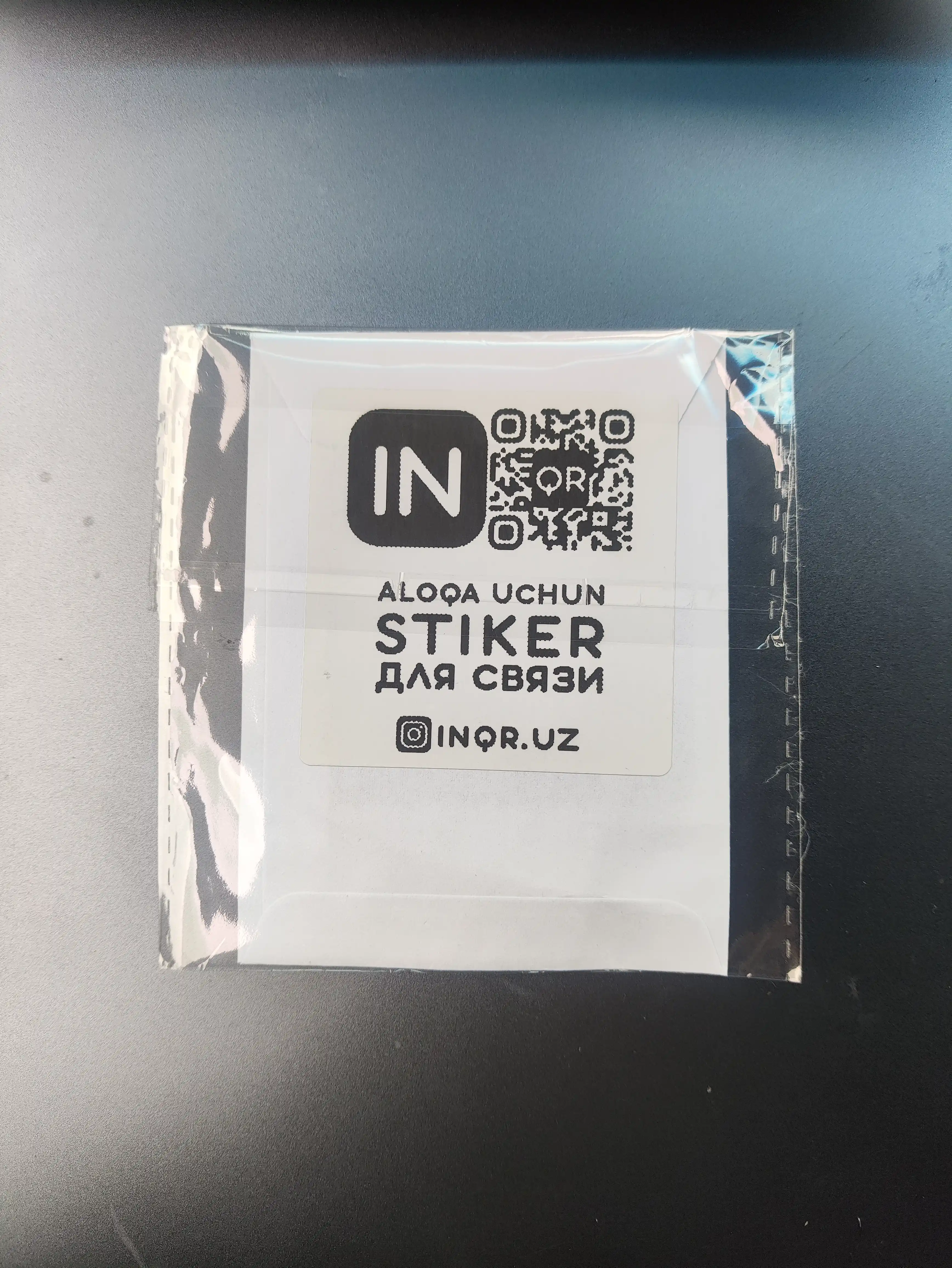 INQR Avtovizitka – avtomobil oynasi uchun, egasi bilan aloqa, inqr