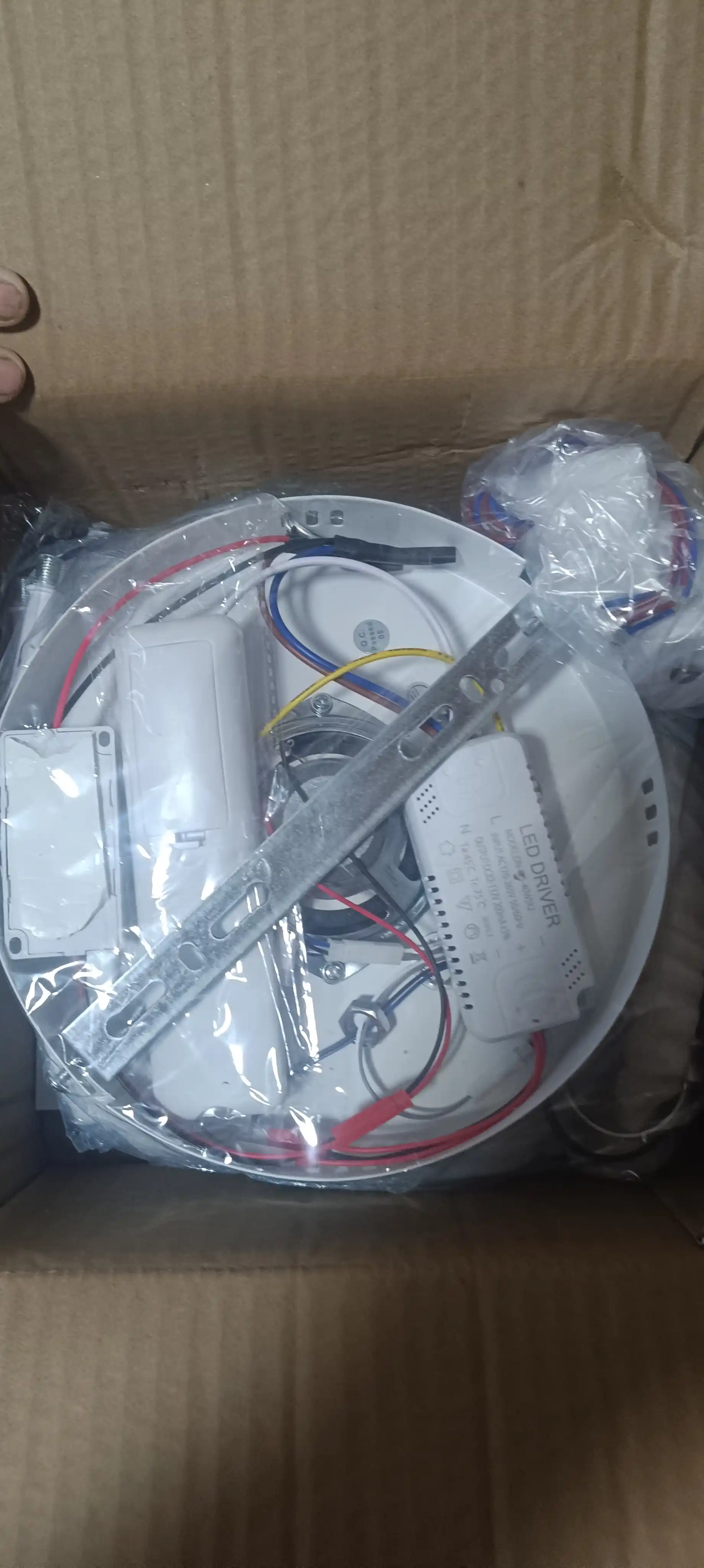 Люстра LED, музыкальная, с пультом, 3 режима освещения, для спальни, зала, кухни