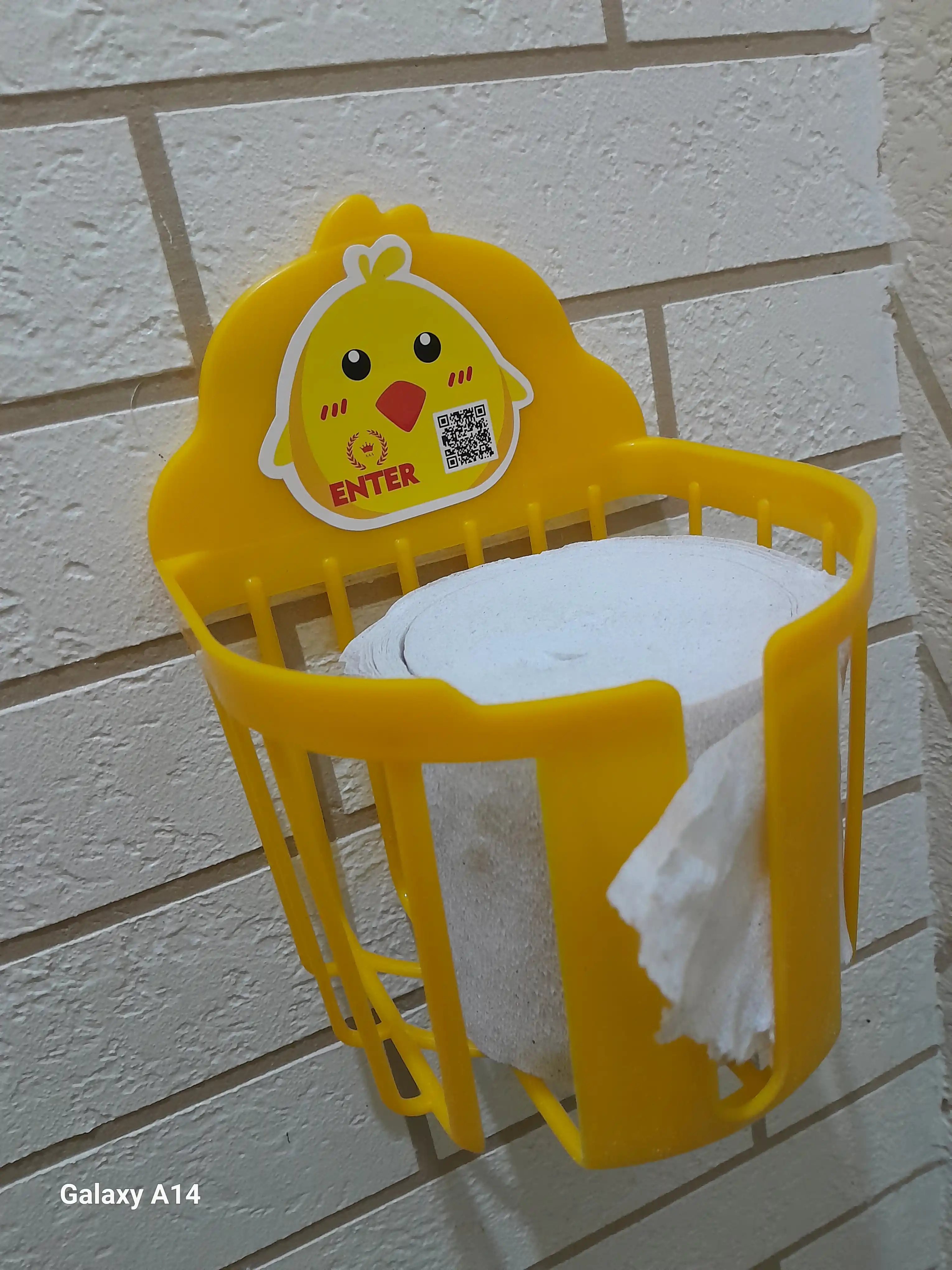 Tualet qog‘ozi ushlagichi jo‘ja dizaynli, devorga o‘rnatiladigan, plastik