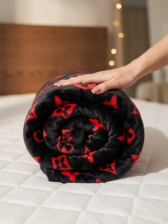 Velsoft pled 200×230 sm — yumshoq, zamonaviy dizayn, vazni 2,5 kg