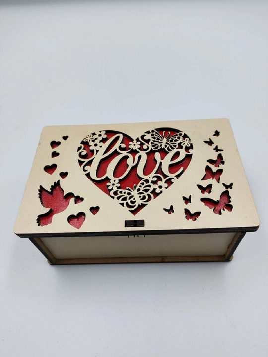 Шкатулка LOVE из ЛХДФ с крышкой и фиксатором, декоративная, для подарка