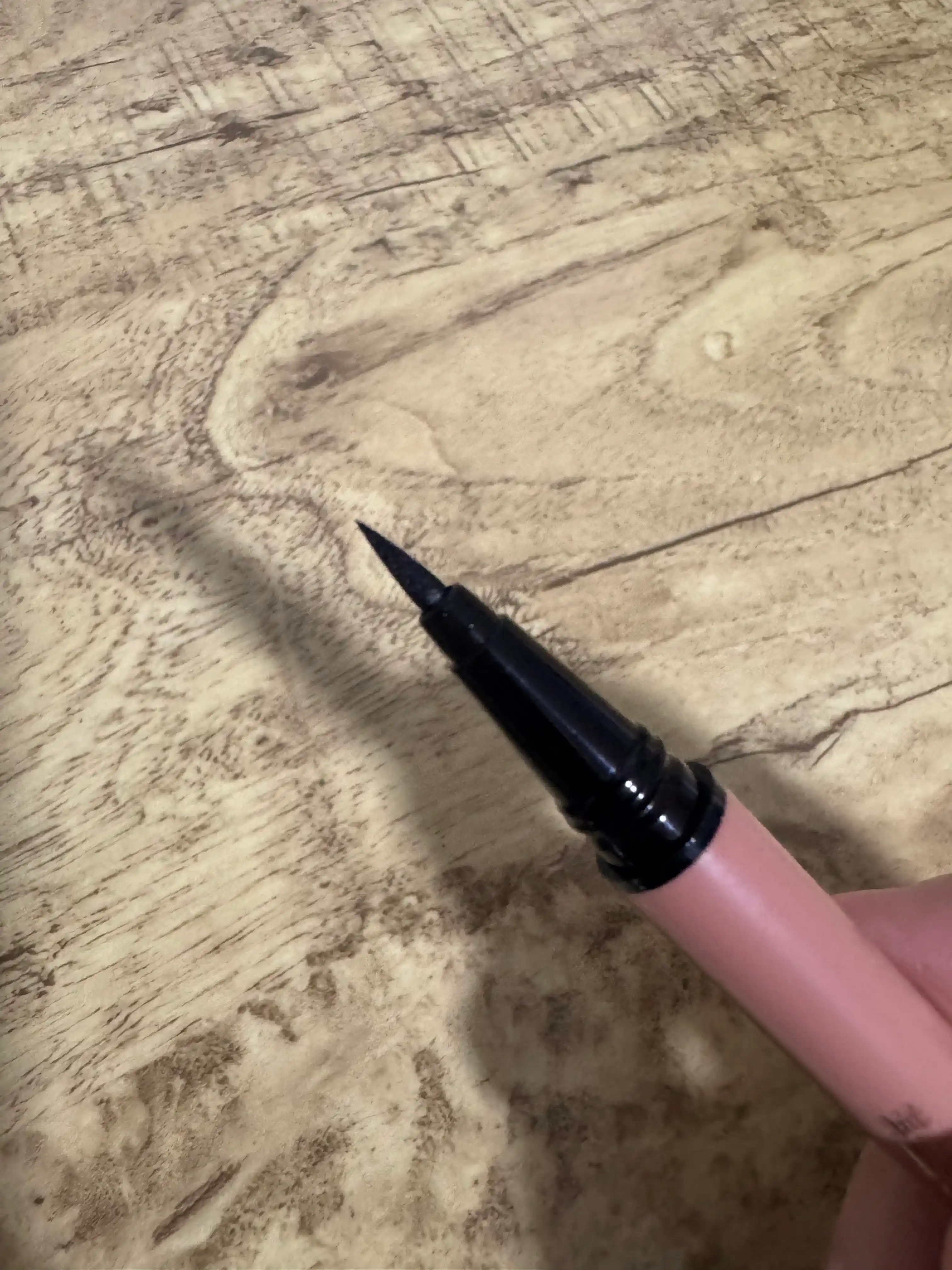 Ko'z uchun podvodka-flomaster Eyeliner ABZ, suv o'tkazmaydigan, qora