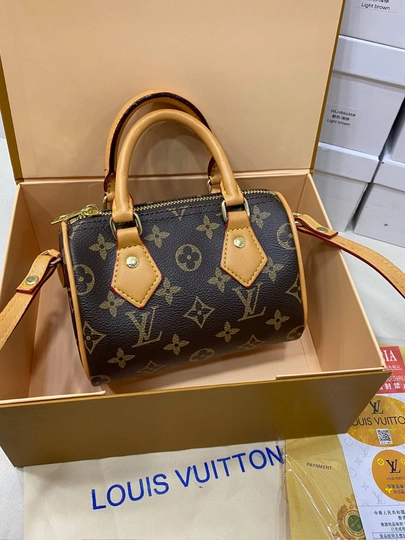 Сумка в стиле Louis Vuitton для женщин, кросс-боди — BAGAZIZ-KOSMETICHKAMIX-КОРИЧН