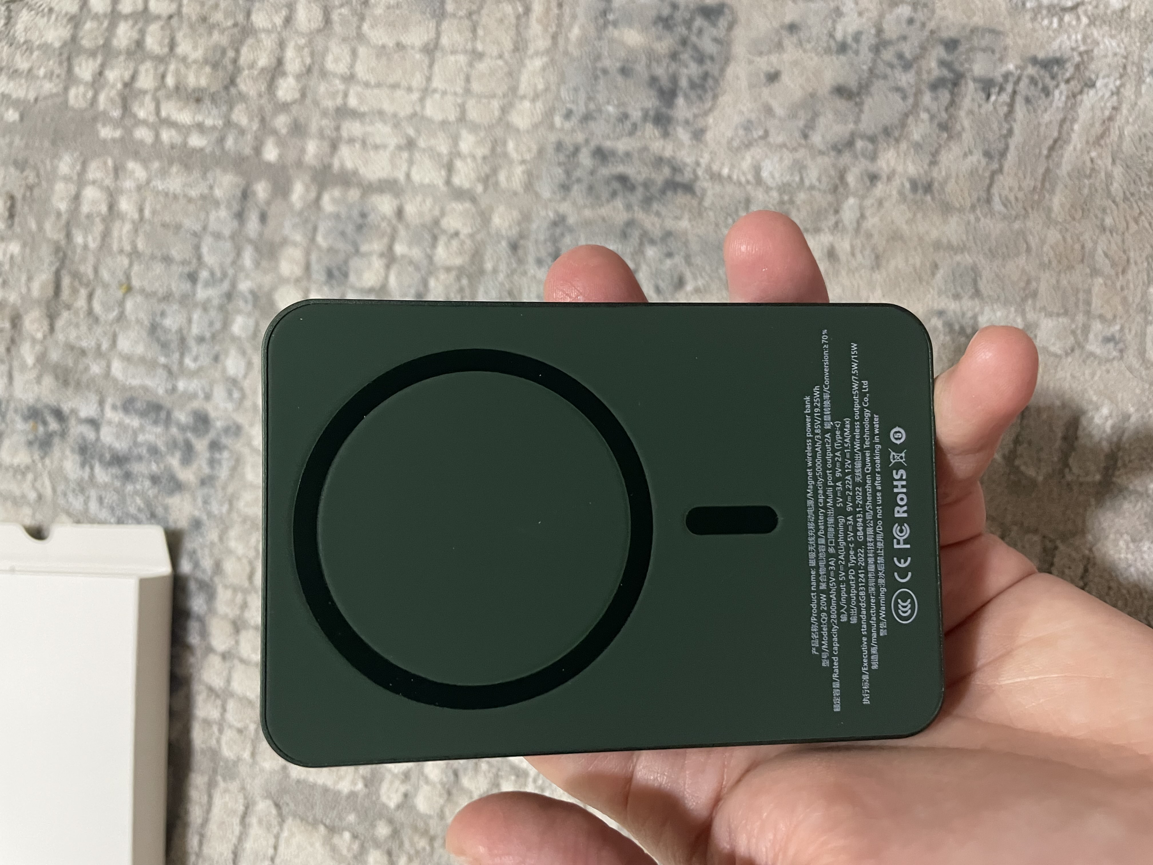 Внешний аккумулятор MagSafe, PowerBank 10.000 mAh, 20 Вт магнитный, с быстрой зарядкой