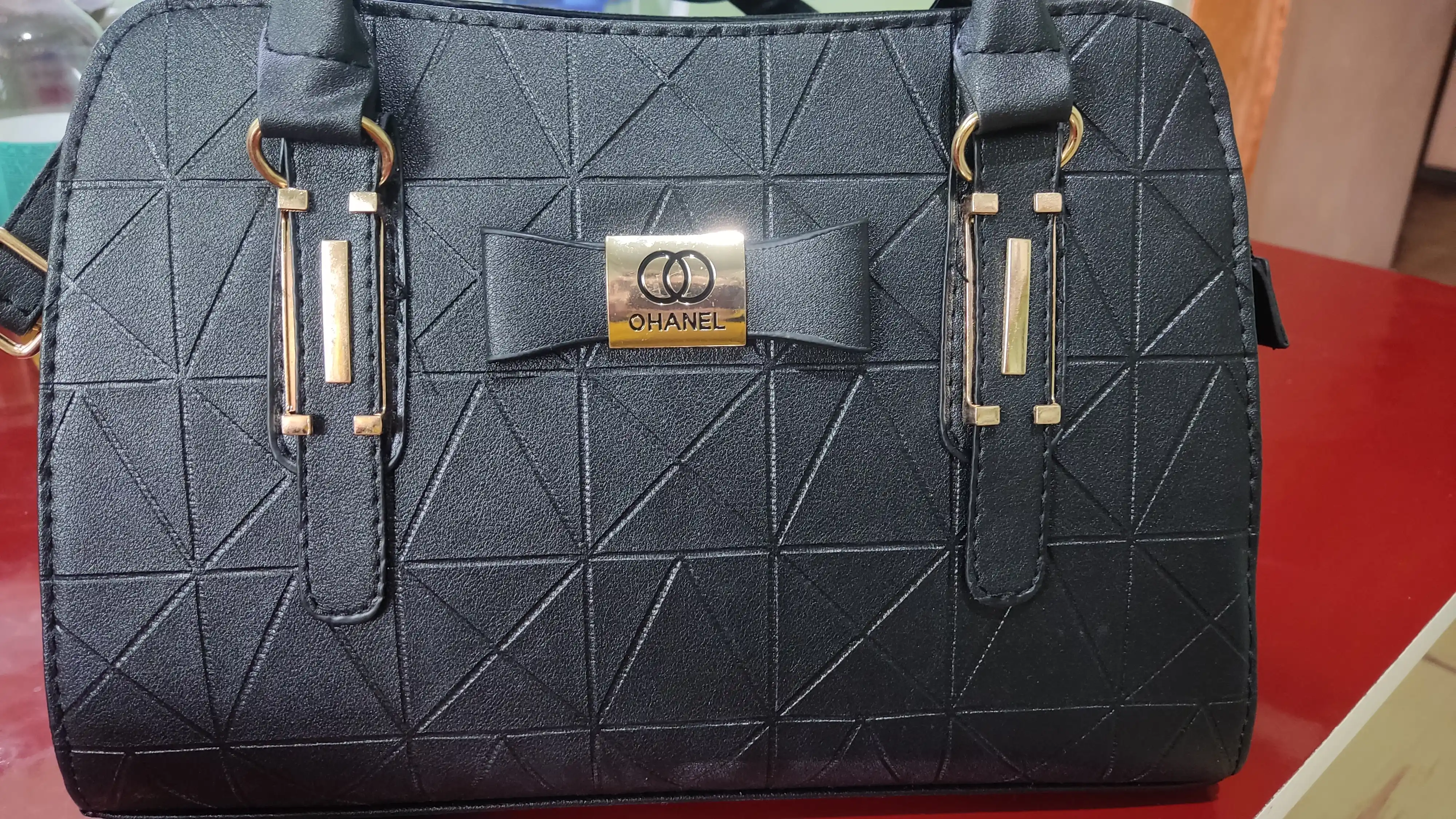 Ayollar sumkasi chanel zamonzviy va sifatli dizyin