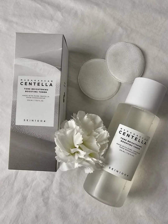 SKIN1004 Centella Tone Brightening Boosting Toner 210 ml тонер для каждый день - 