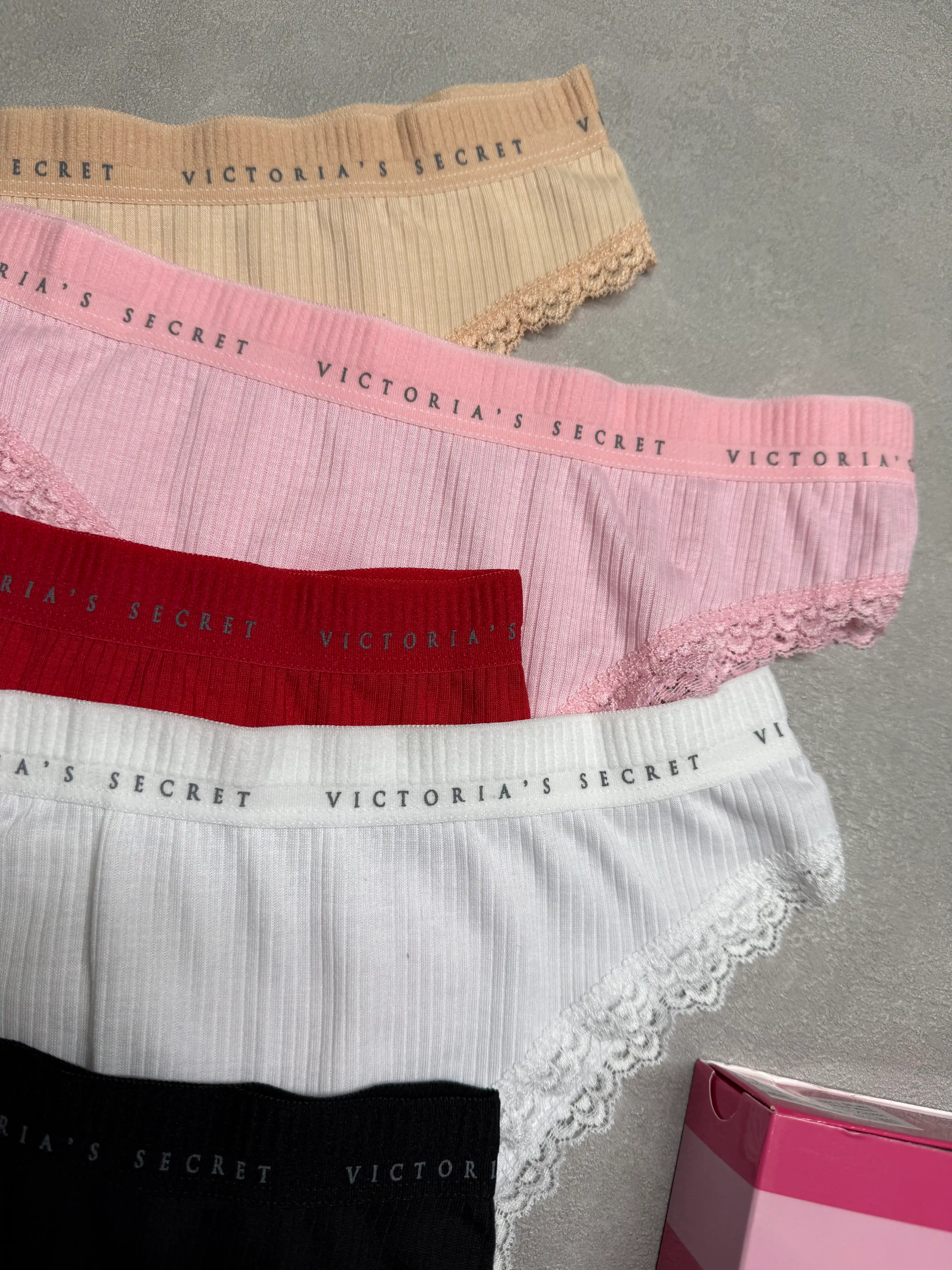 Ayollar uchun Victoria`s secret trusiklari, 5 dona to‘plam, sovg‘a qutisida ichki kiyim