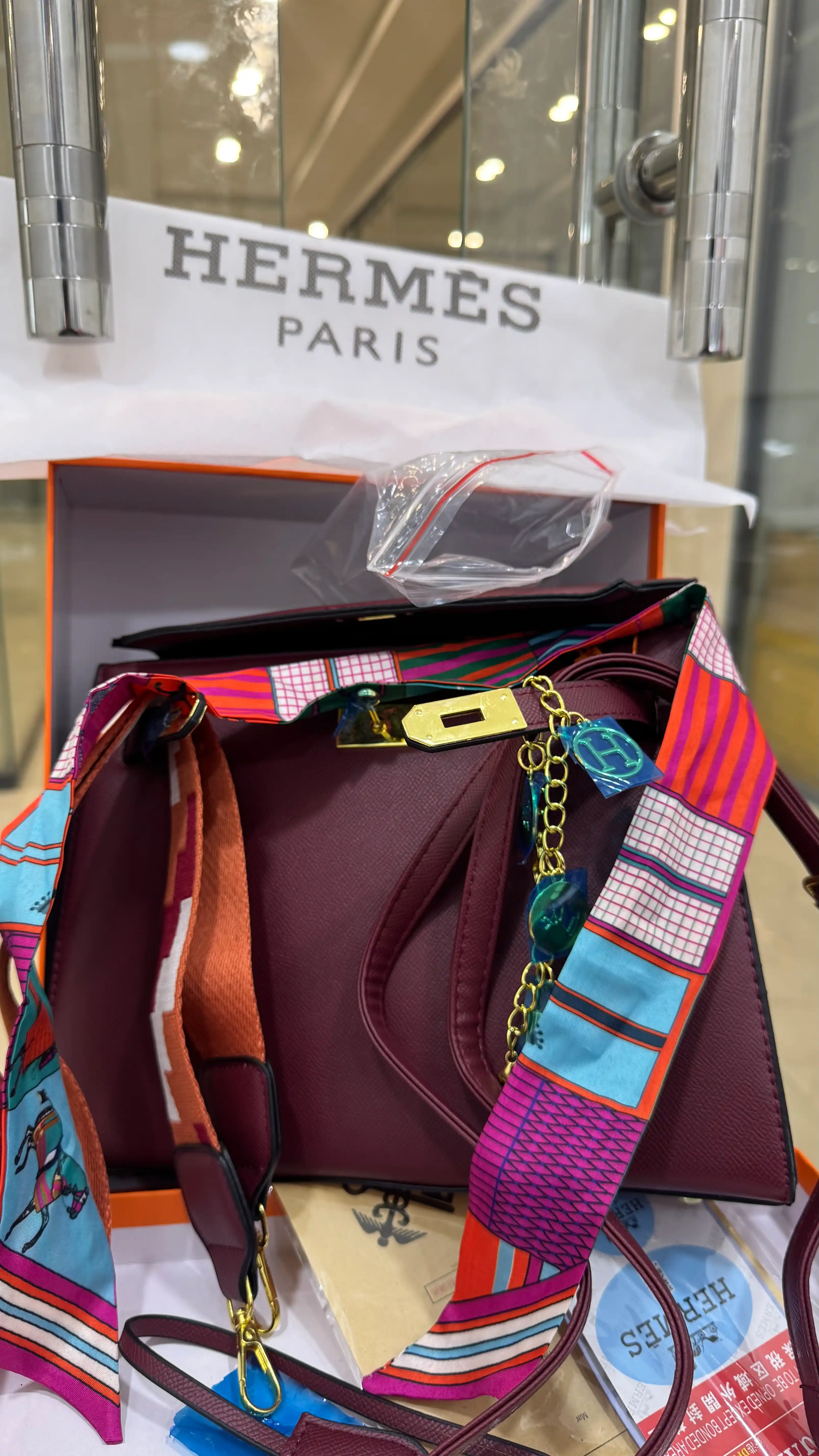 Женская сумка в стиле Hermes, подходящая для повседневного использования