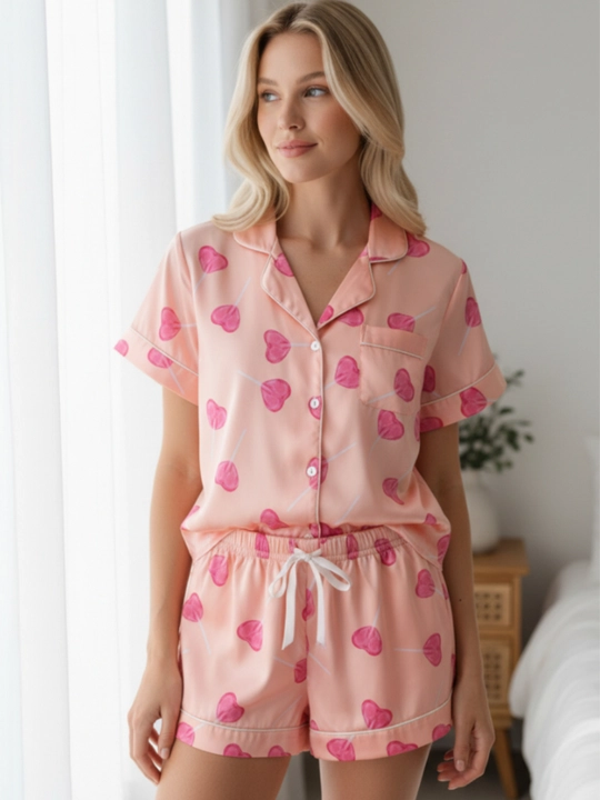 Ayollar pijamasi, yozgi, shortik bilan, ayollar uchun atlas pijama - EllyFashion