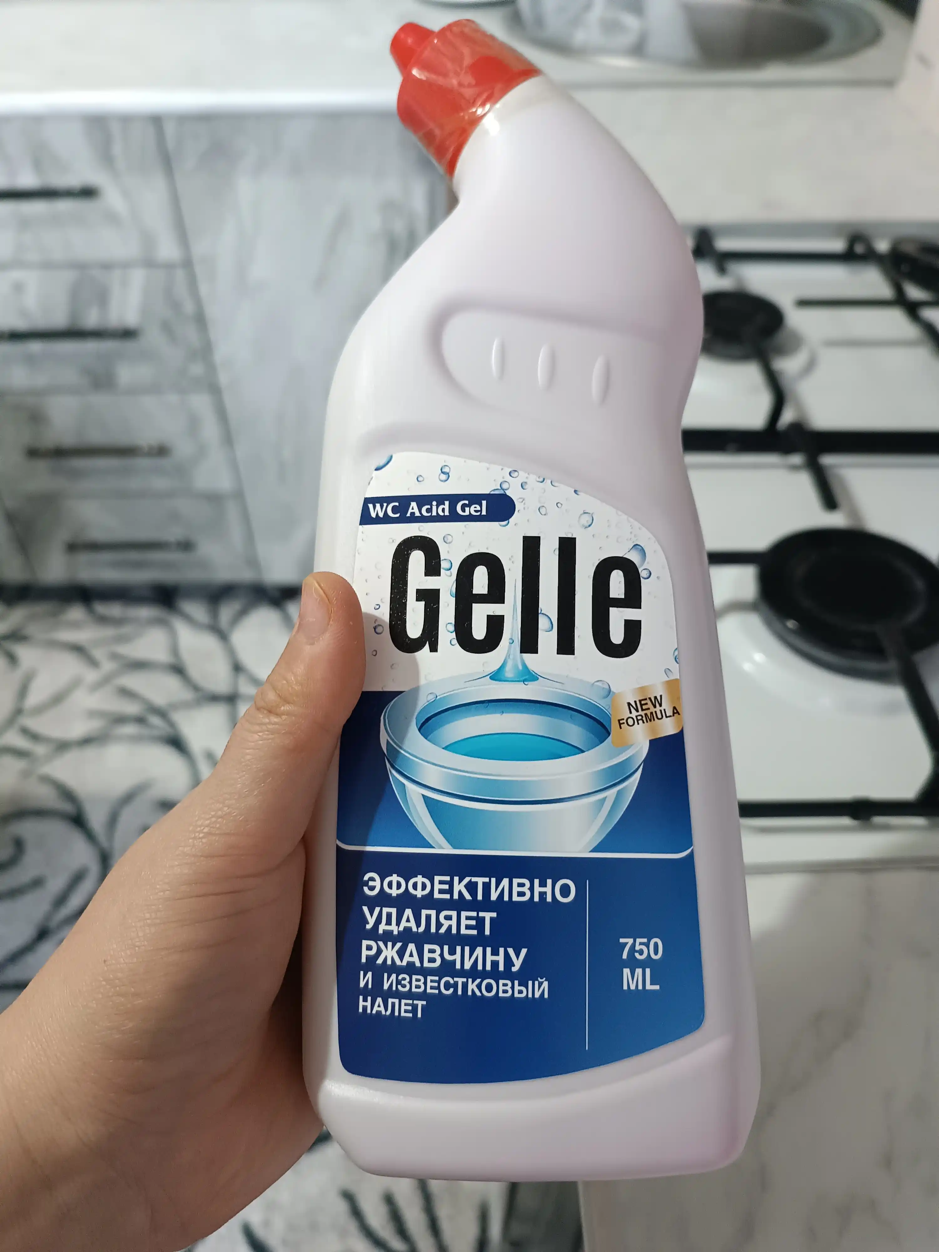 Чистящее и дезинфицирующее средство для туалета " GELLE", 750 мл