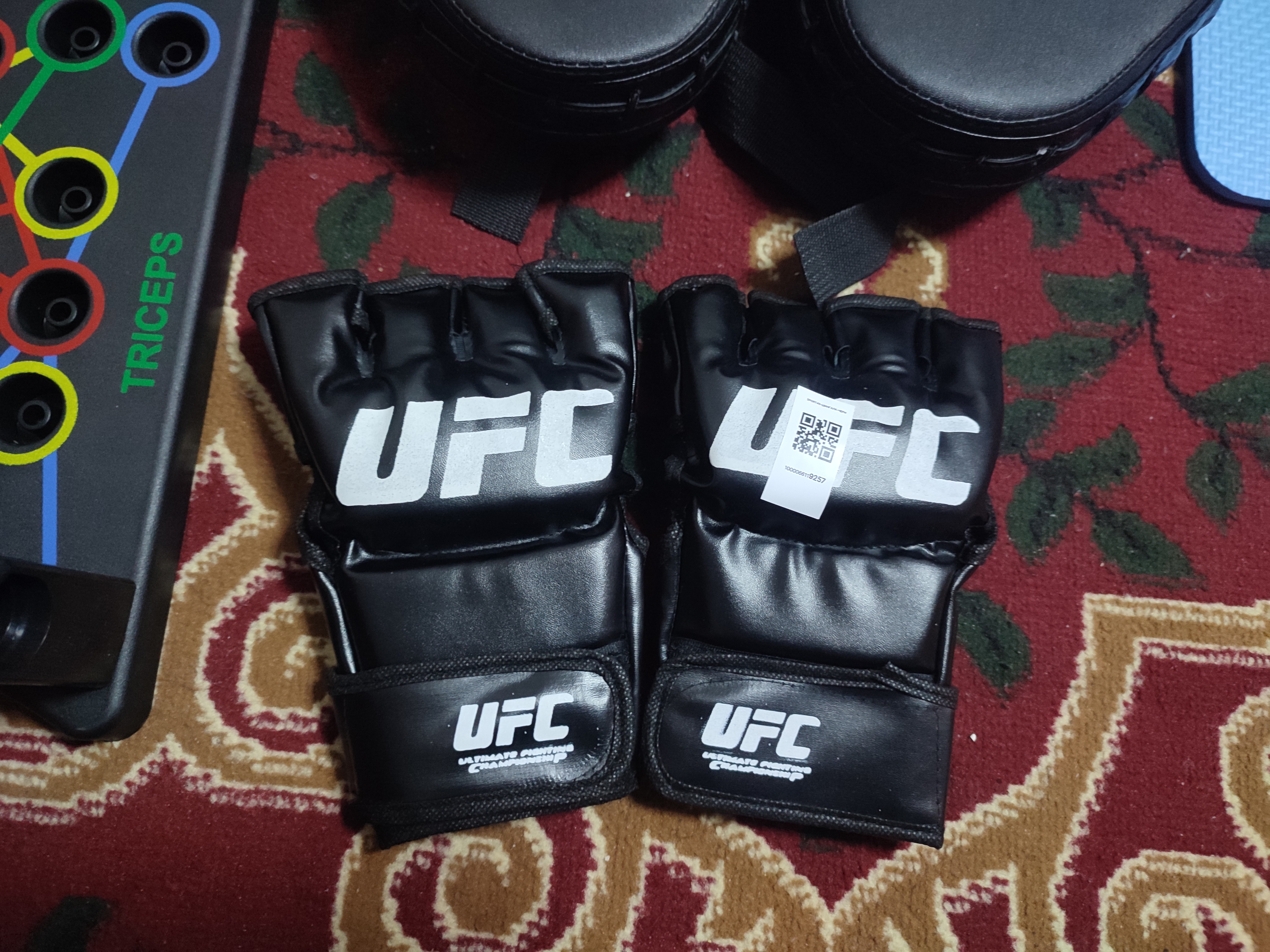 Спортивные перчатки, шингалки, UFC, MMA, специальные для MMA