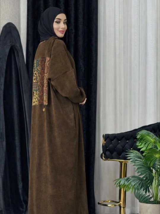 Ko'ylaklar ayollar uchun, katta o'lchamli, matosi qalin vilvet, qishki va kuzgi abaya