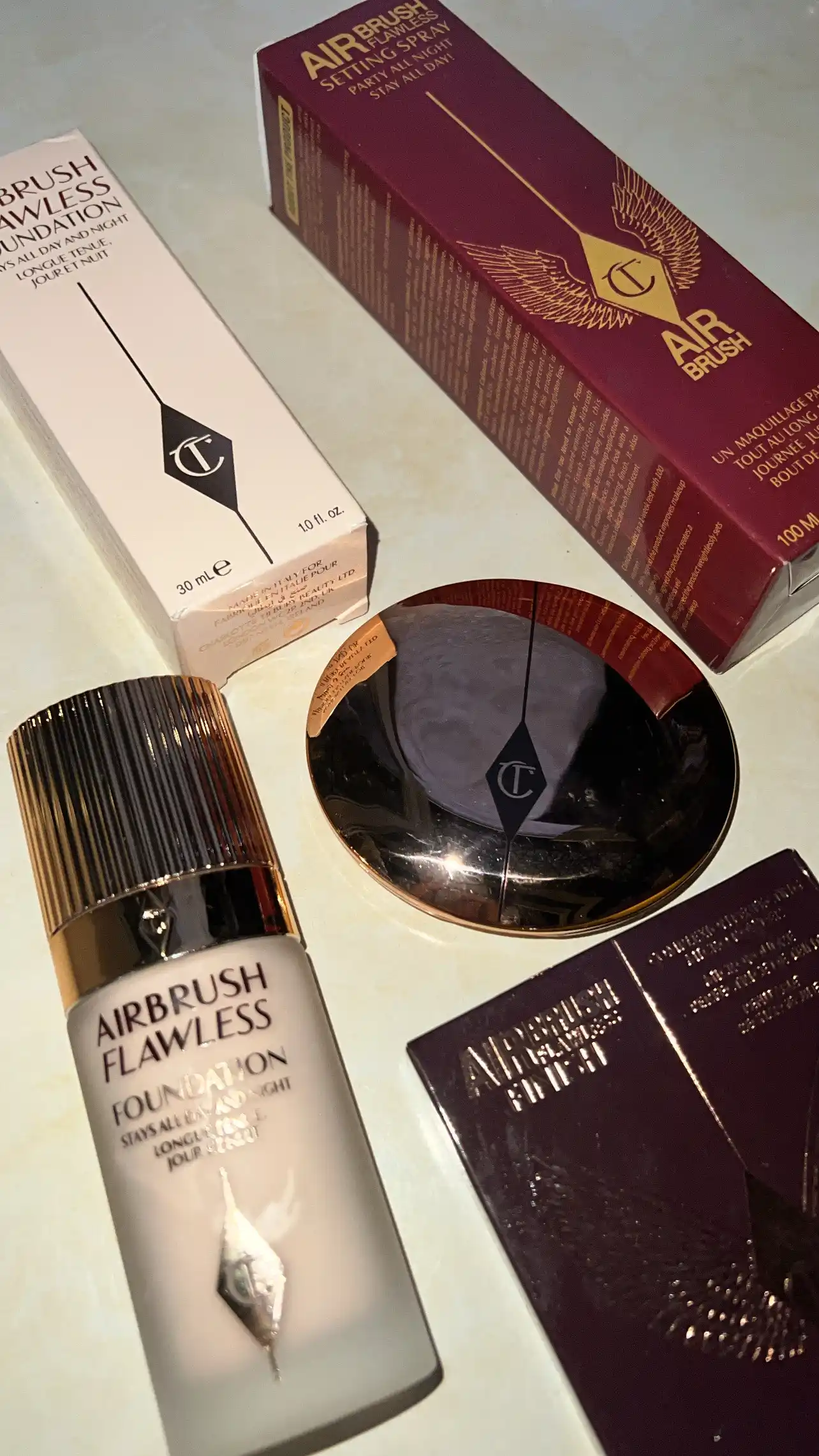 Тональный крем Charlotte Tilbury