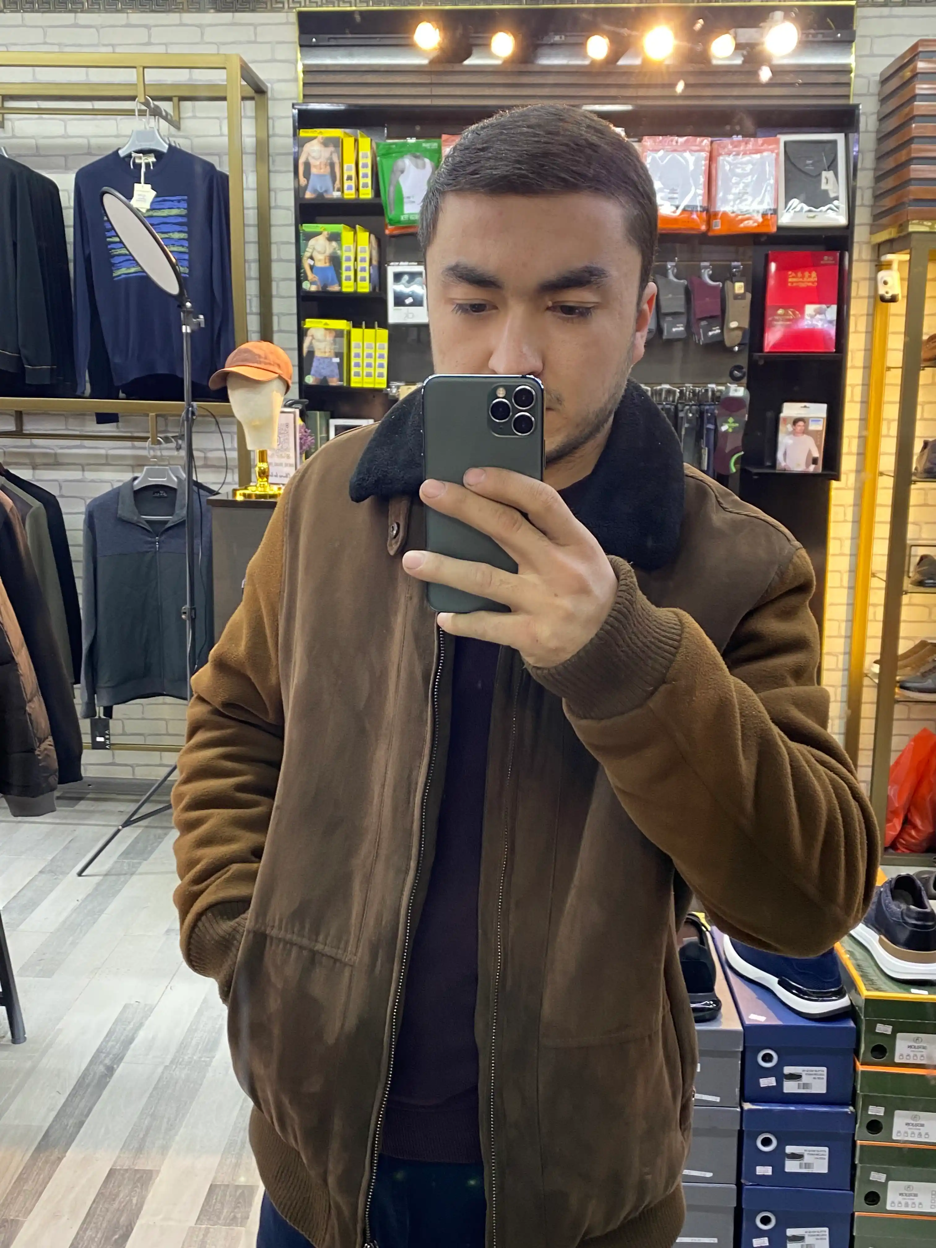 Защитное стекло на камеру iPhone 11, 12, 13, 14, 15, 16, 17, Pro/Pro Max