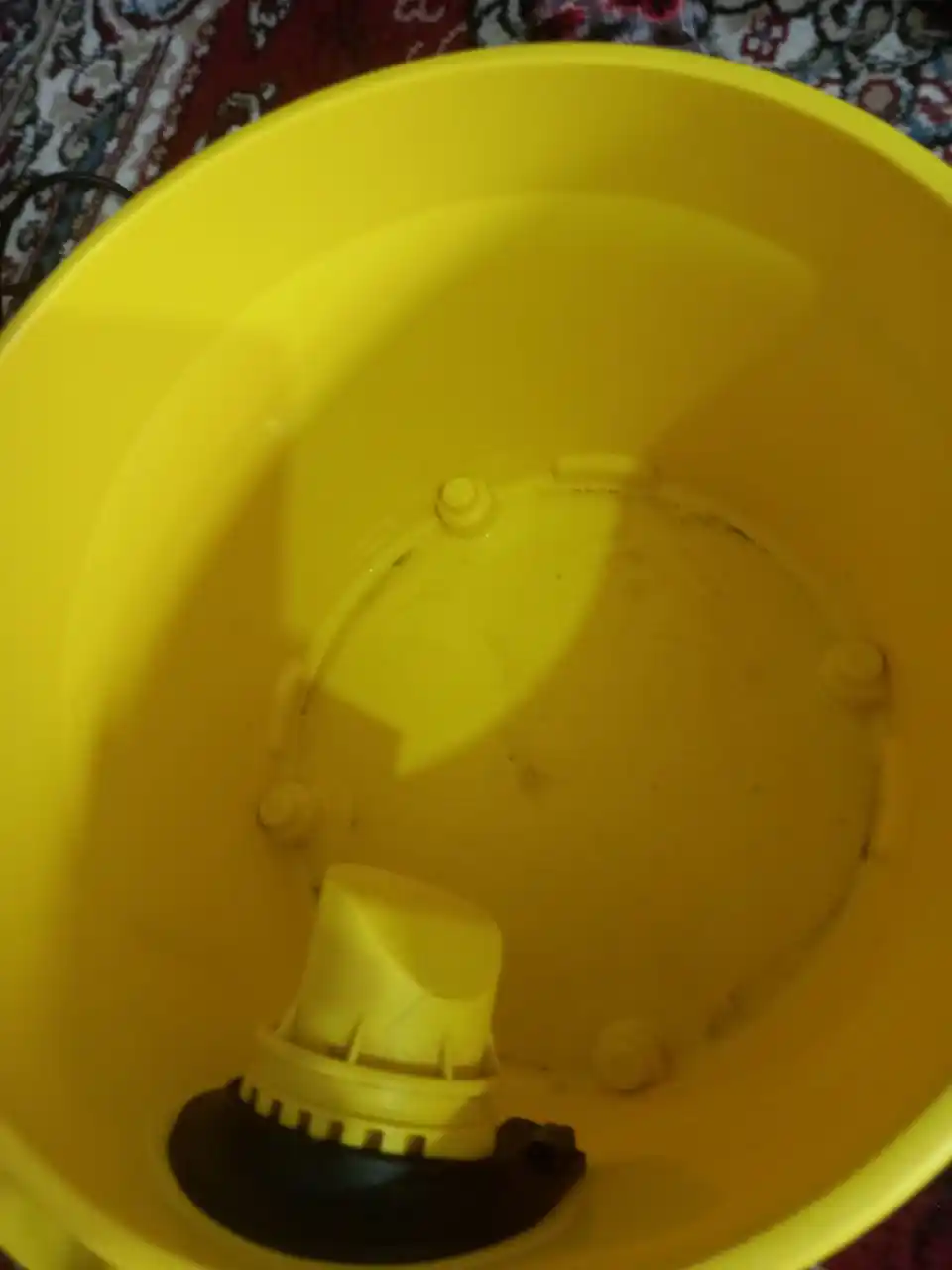 Karcher KWD 1 W V-12/2/18 1.628-401.0 – quruq va ho'l tozalash uchun maishiy changyutgich