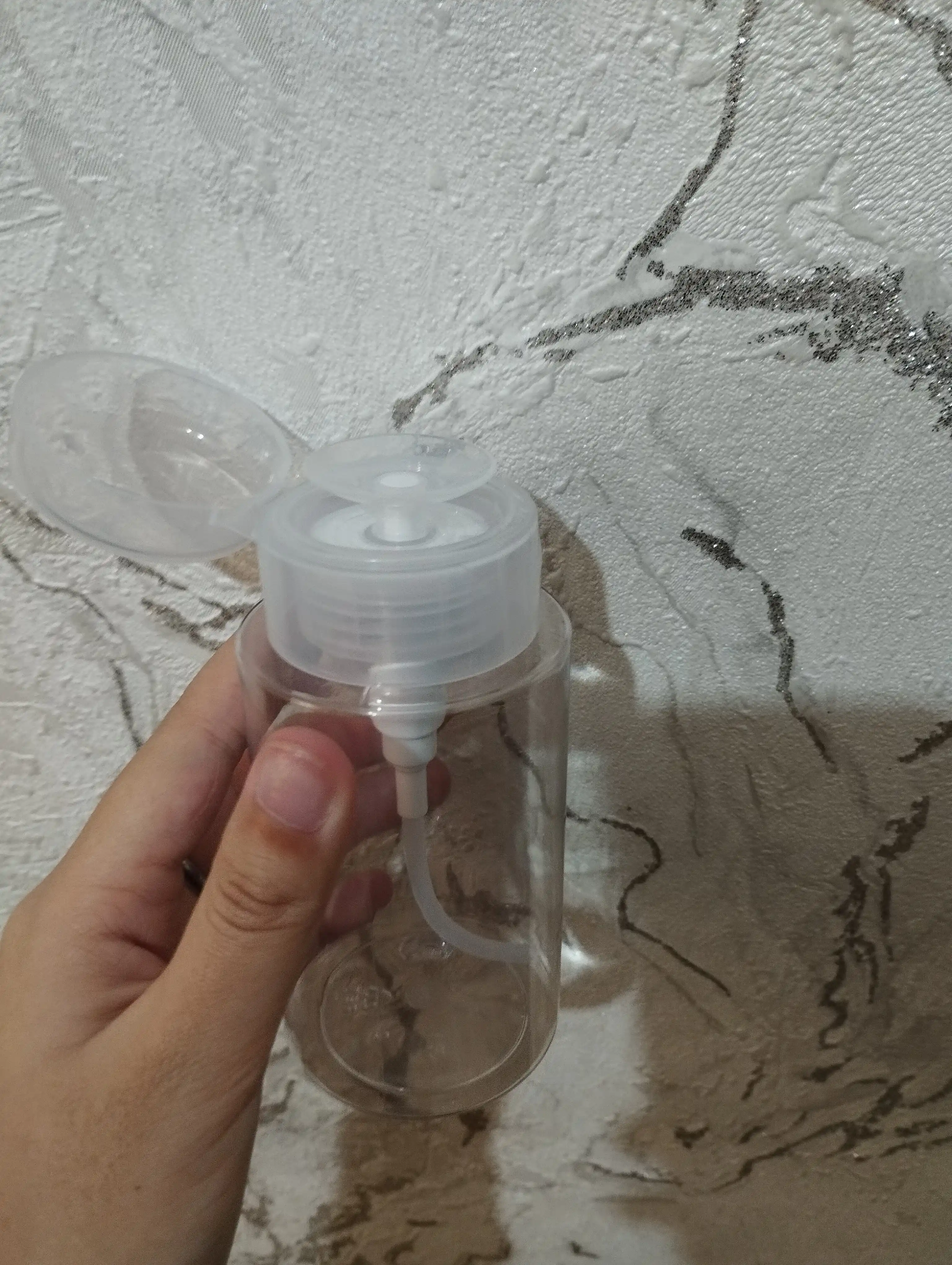 Suyuqlik uchun dispenserli banka, 200 ml