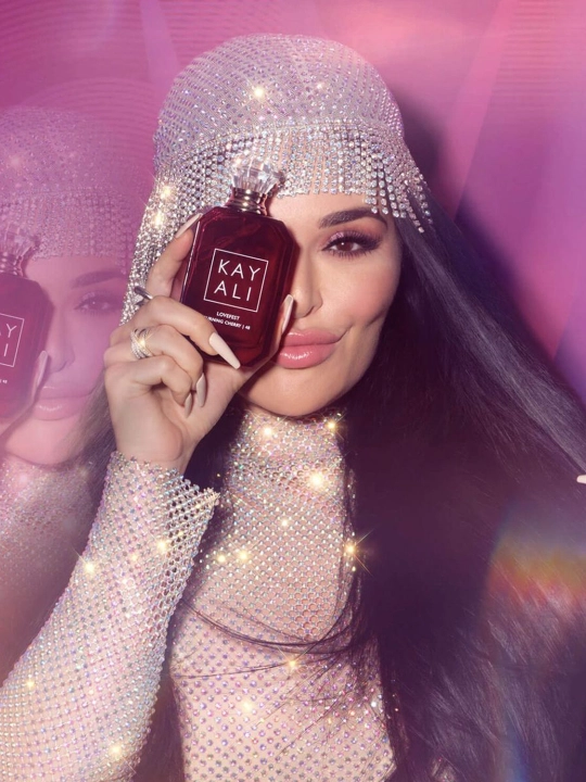 Духи Kayali Fragrances Lovefest Burning Cherry, 48, 100 мл