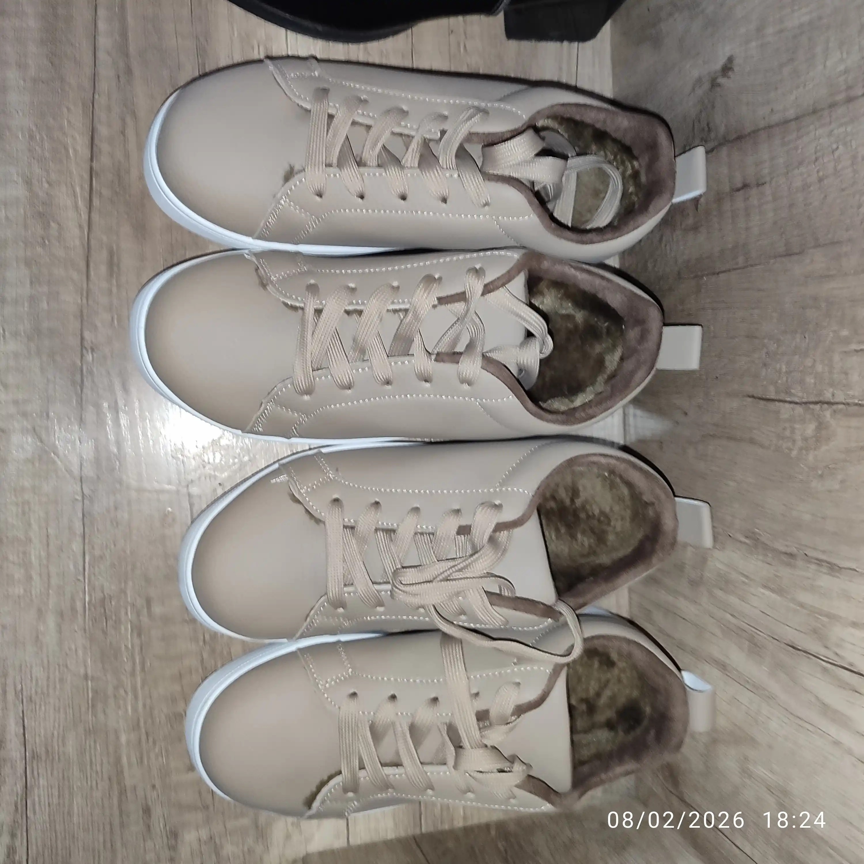 Ayollar uchun ichki mo‘ynali Louboutin kedlari, o‘lchamlar 36–41