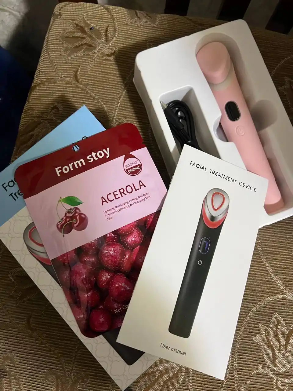 Yuzni parvarishlash uchun Uzface Professional elektr massaj apparati
