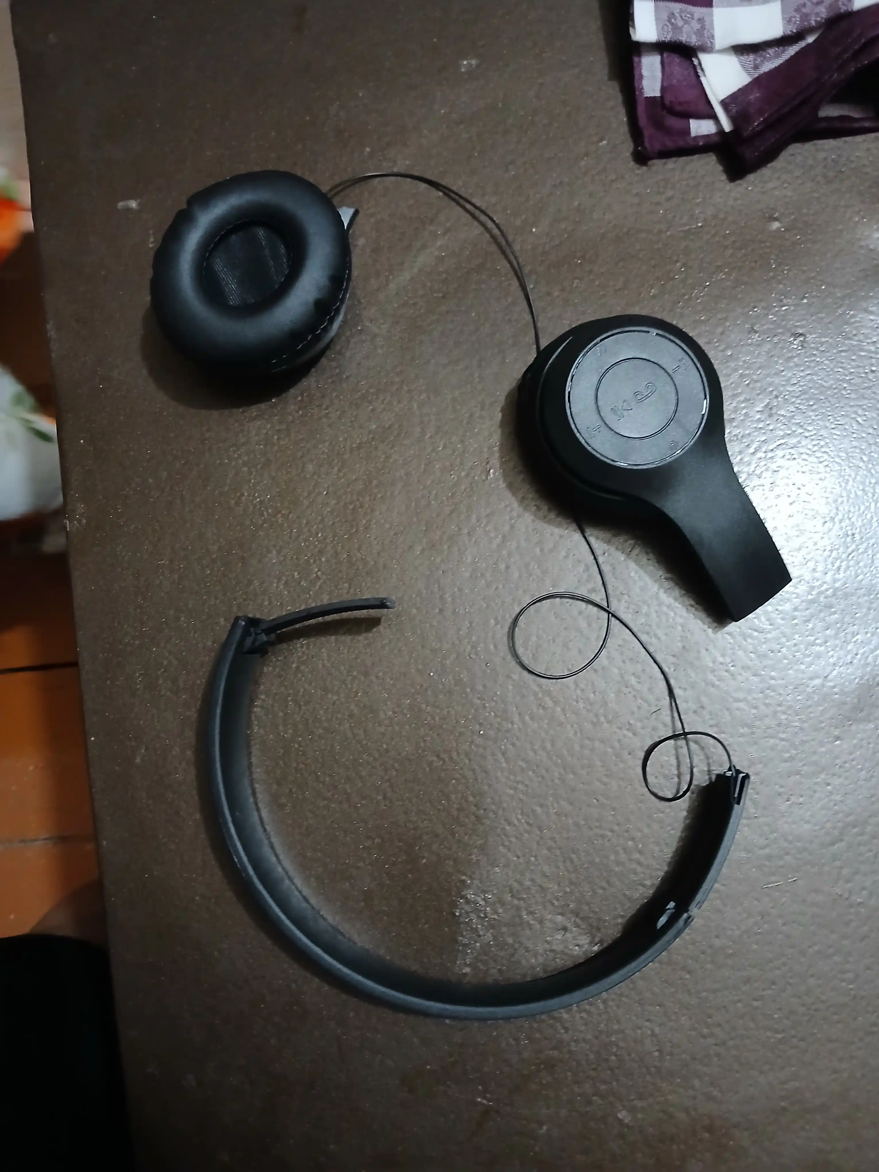 Наушники P47 Bluetooth, складные, стерео звук, слот для SD карты