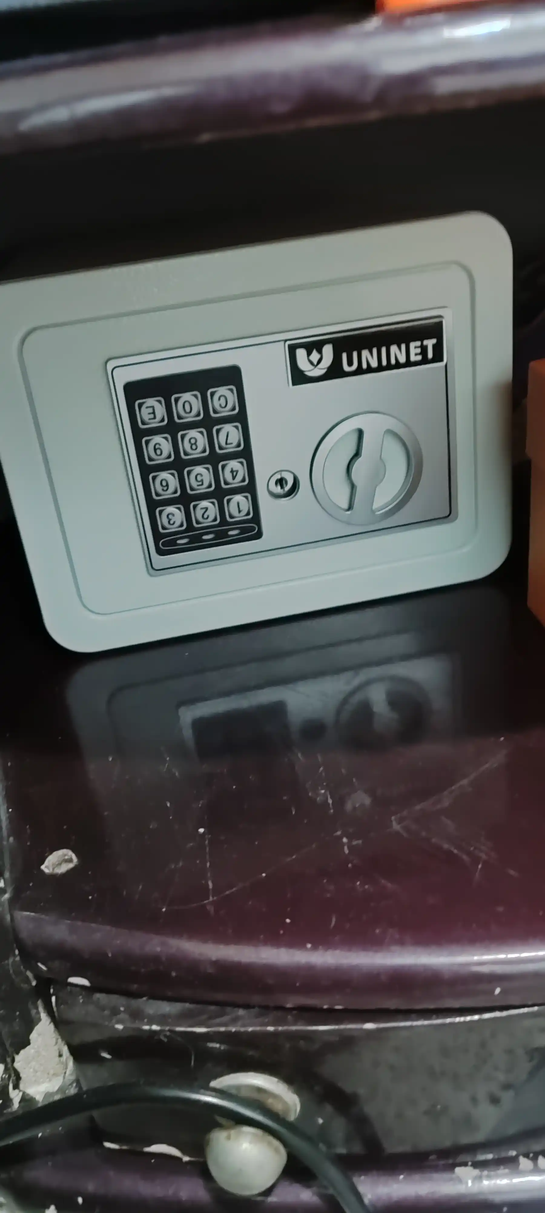 Mini seyf, elektron seyf va kalit bilan, uy va ofis uchun, o'lchami 23 x 17 x 17