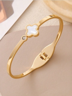 Oqish rang
